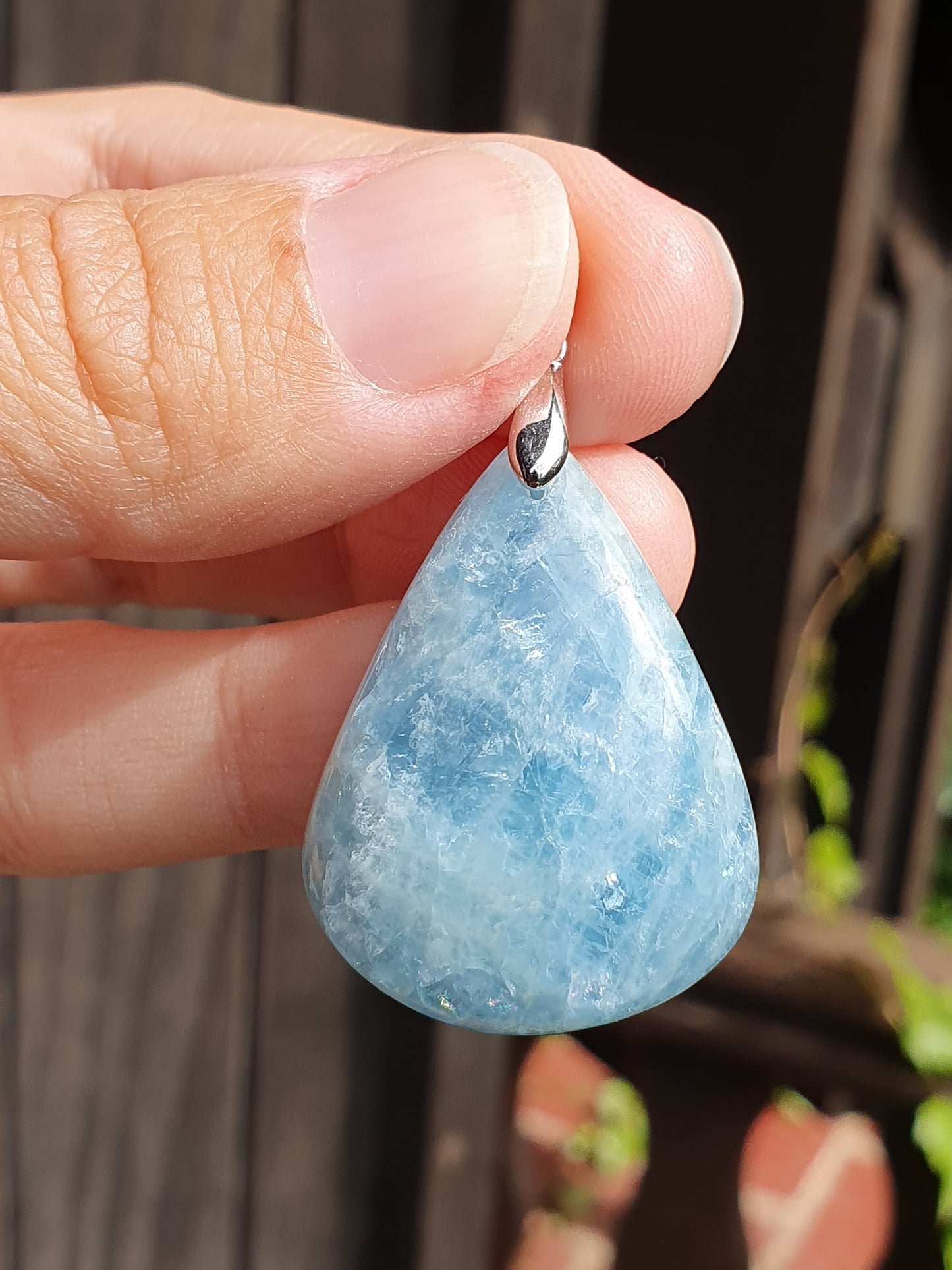 Pendentif Aigue-marine sur bélière en argent (à choisir)