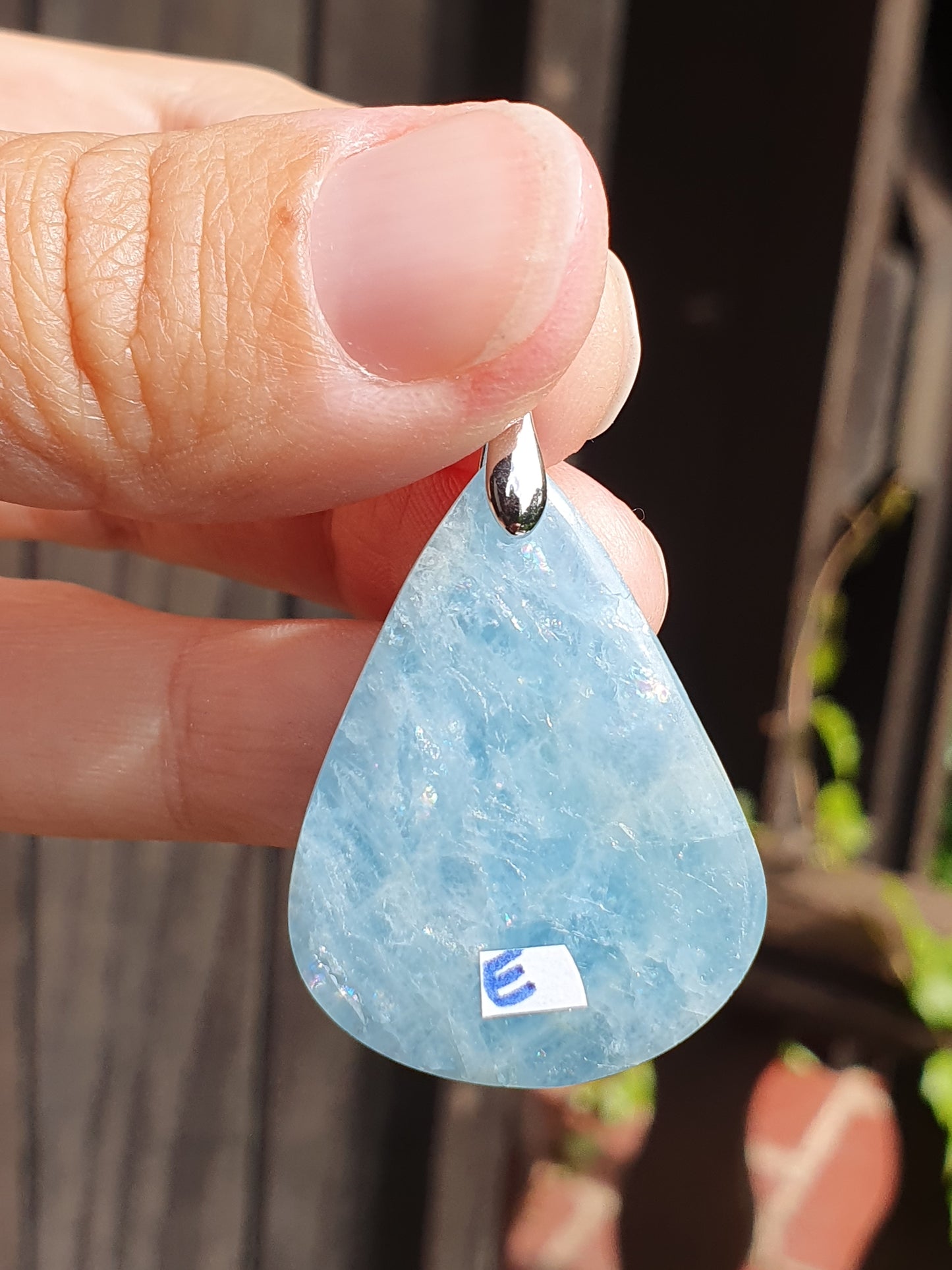 Pendentif Aigue-marine sur bélière en argent (à choisir)