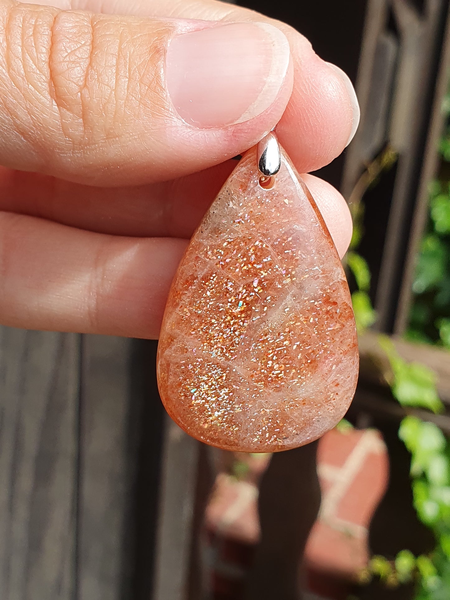 Pendentif Pierre de soleil sur bélière en argent (à choisir)