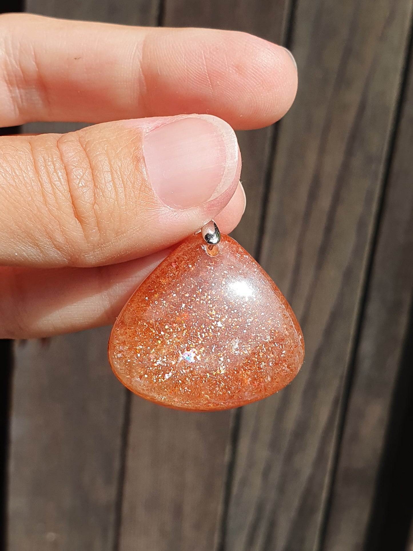 Pendentif Pierre de soleil sur bélière en argent (à choisir)
