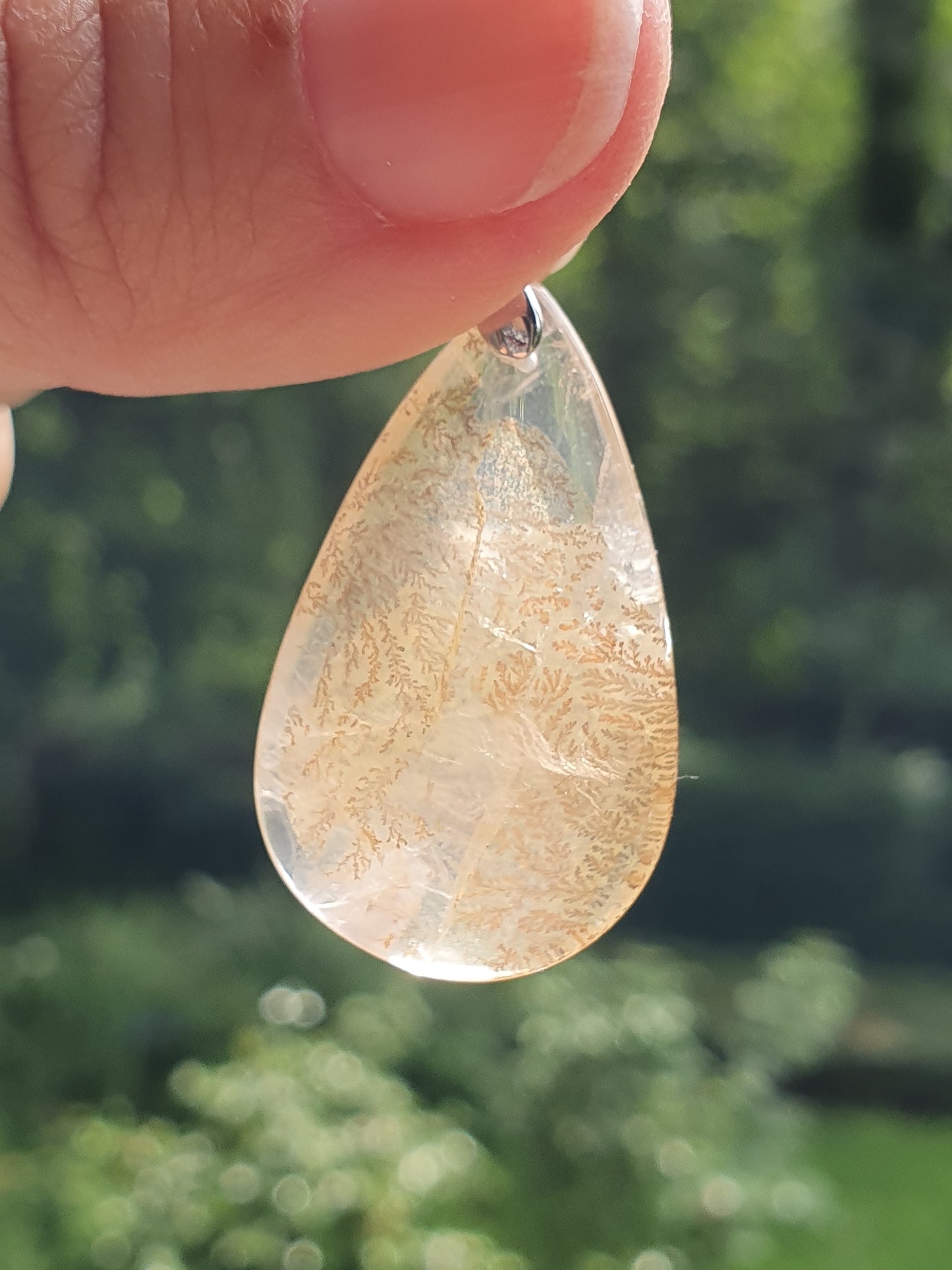Pendentif Quartz dendritique sur bélière en argent (à choisir)