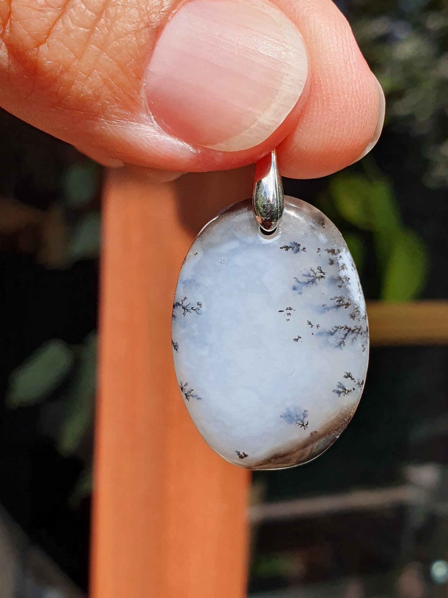 Pendentif Opale dendritique sur bélière en argent (à choisir)