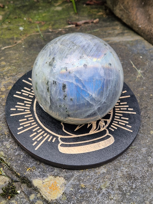Socle rond en bois pour sphère ou œuf
