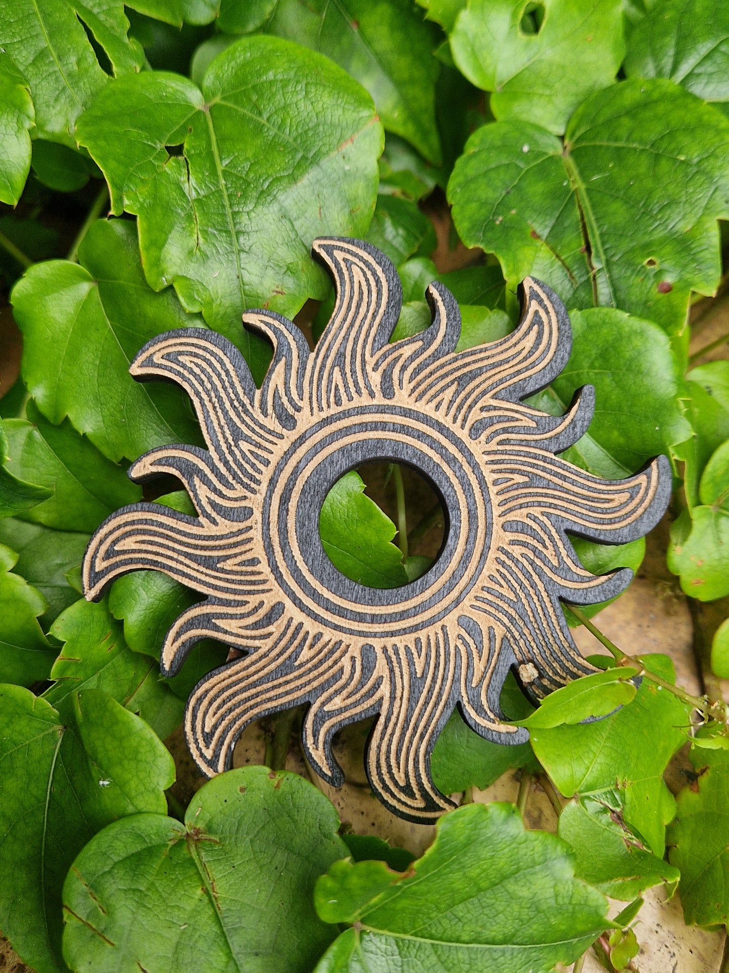 Socle soleil en bois pour sphère ou œuf