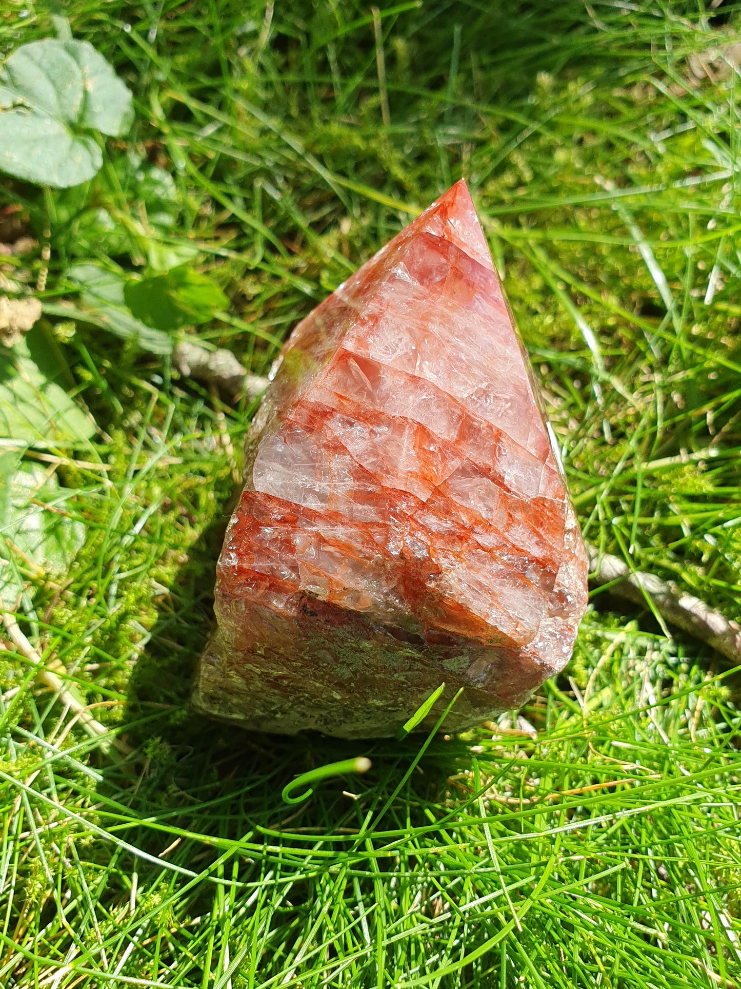 Pointe semi brute Quartz Hématoïde rouge J