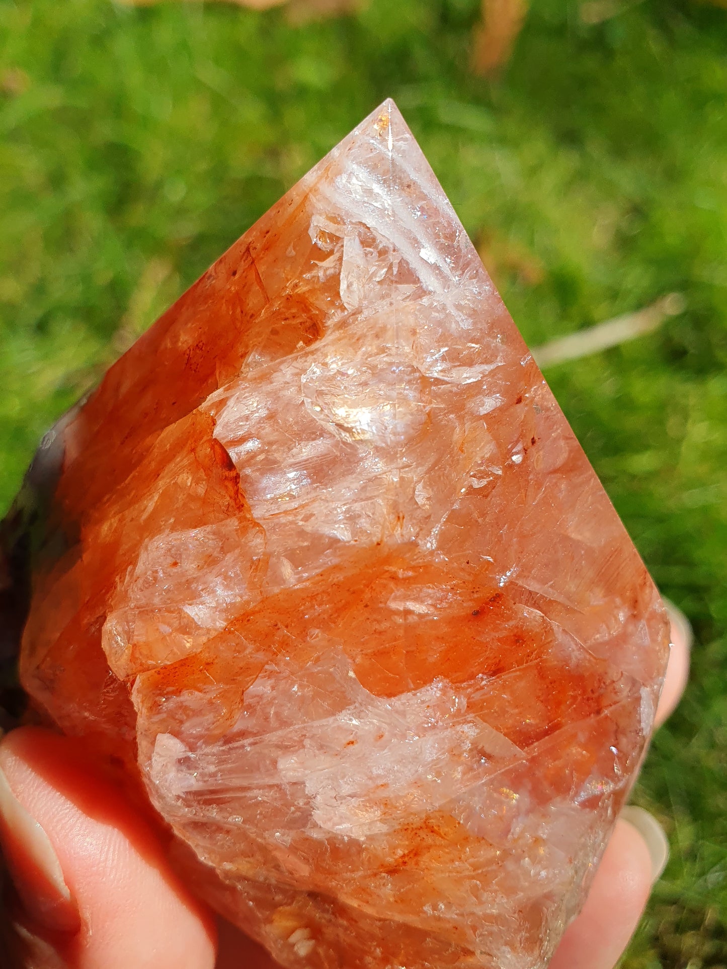 Pointe semi brute Quartz Hématoïde rouge I