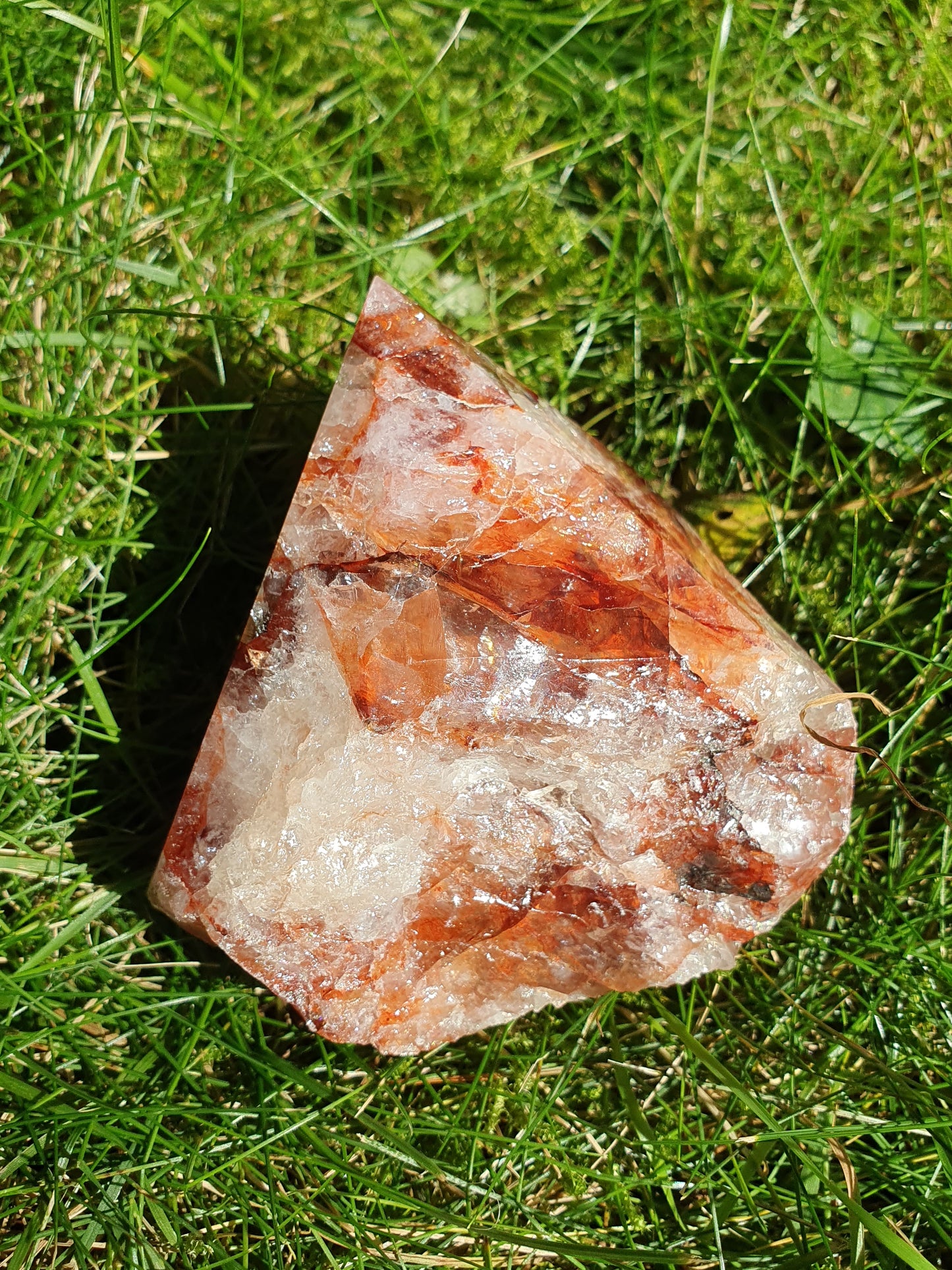Pointe semi brute Quartz Hématoïde rouge A
