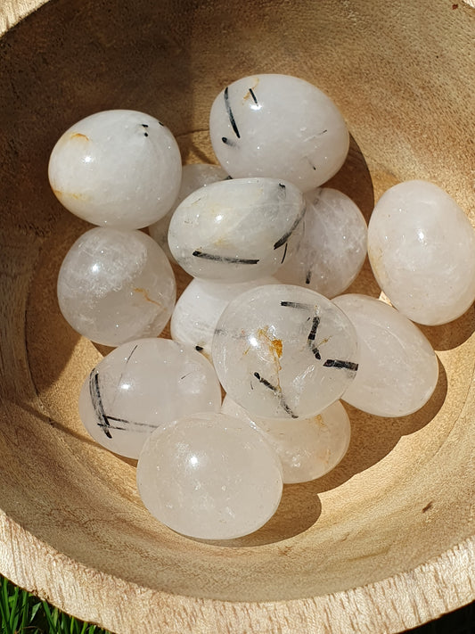 Pierre roulée Cristal de roche Tourmaline