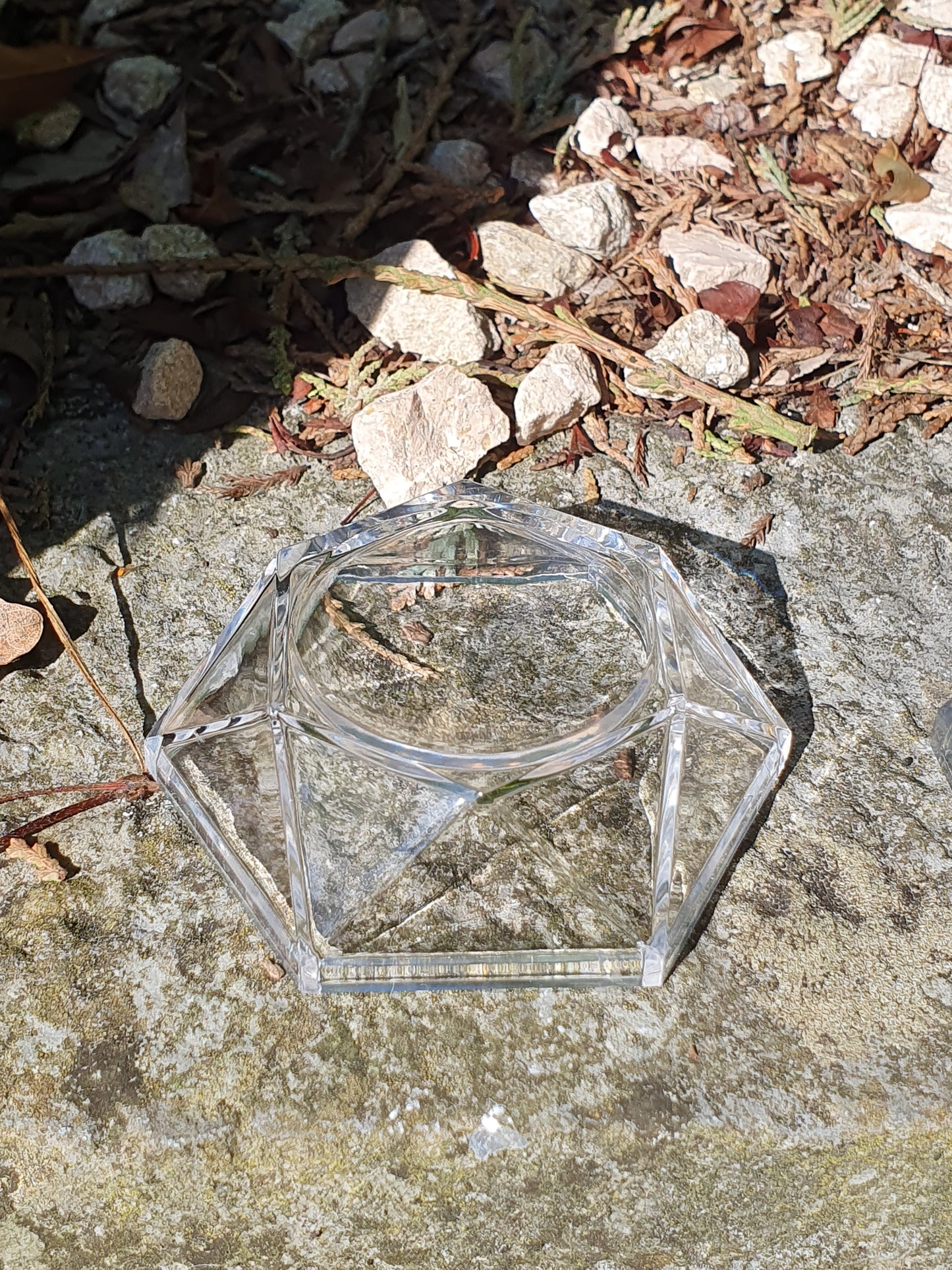Socle transparent
