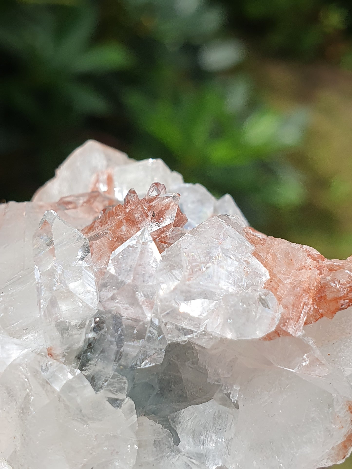 Apophyllite et stilbite sur Calcédoine A1