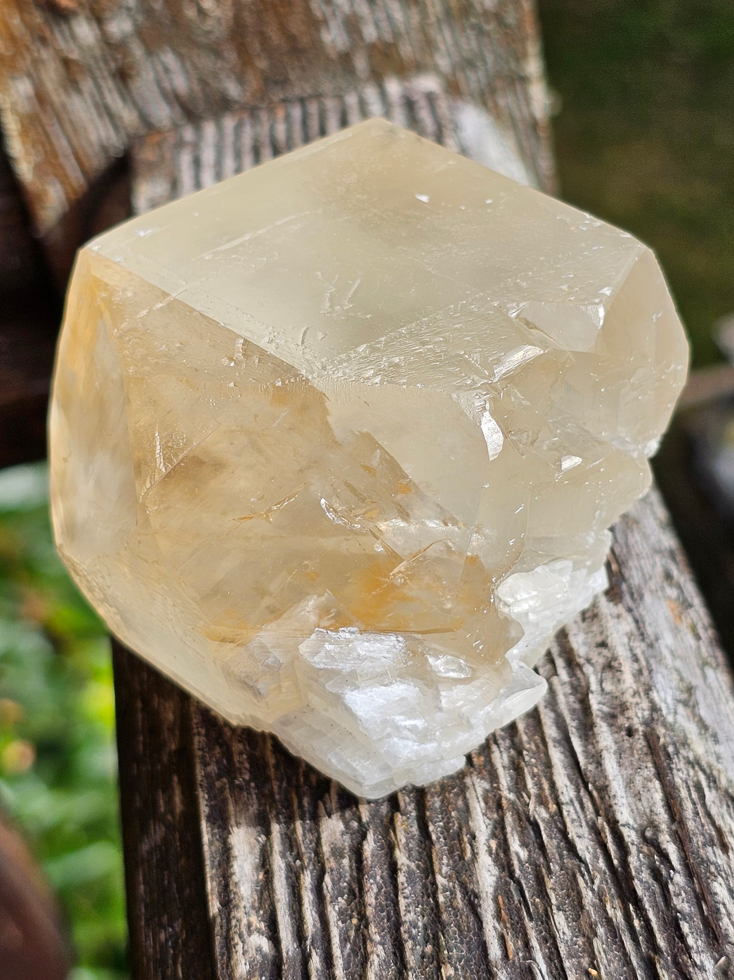 Calcite miel français 1