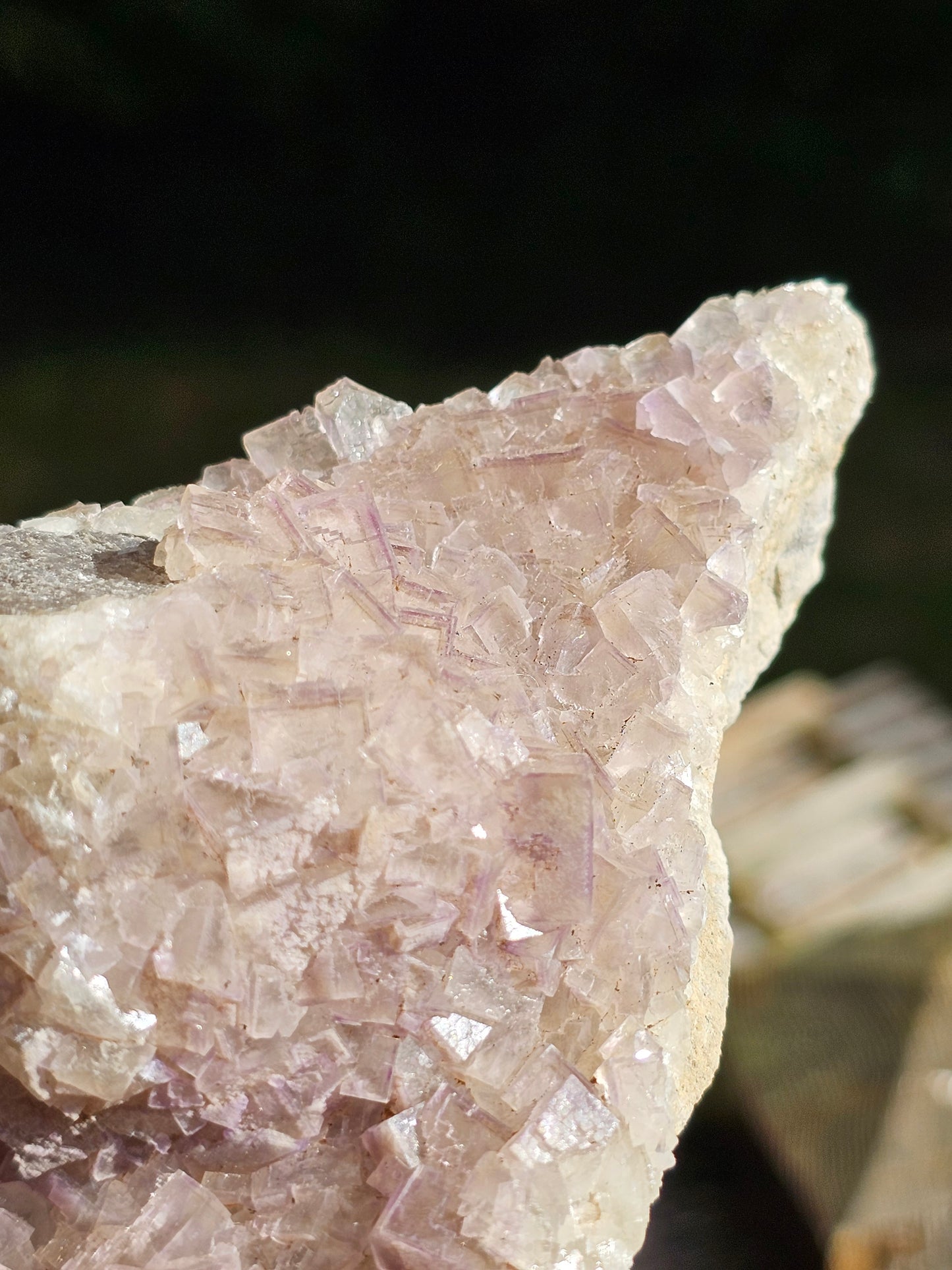 Grosse Fluorite française violette claire
