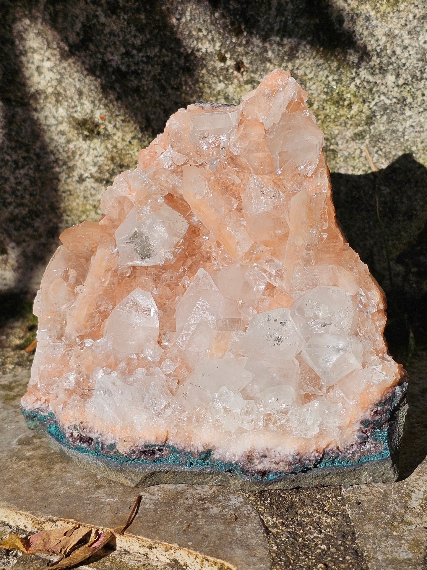 Apophyllite et stilbite sur heulandite rose M