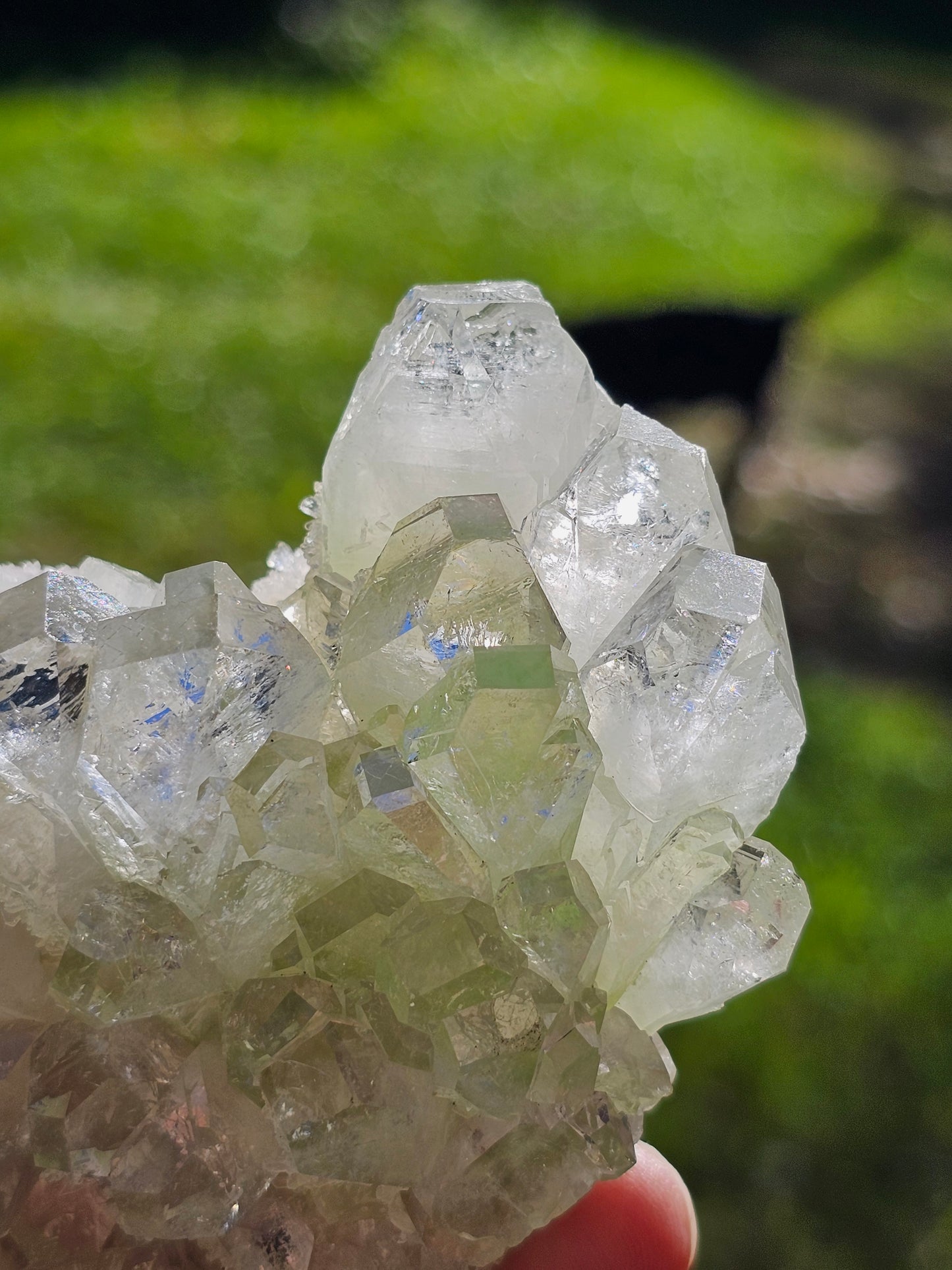 Apophyllite verte sur heulandite H