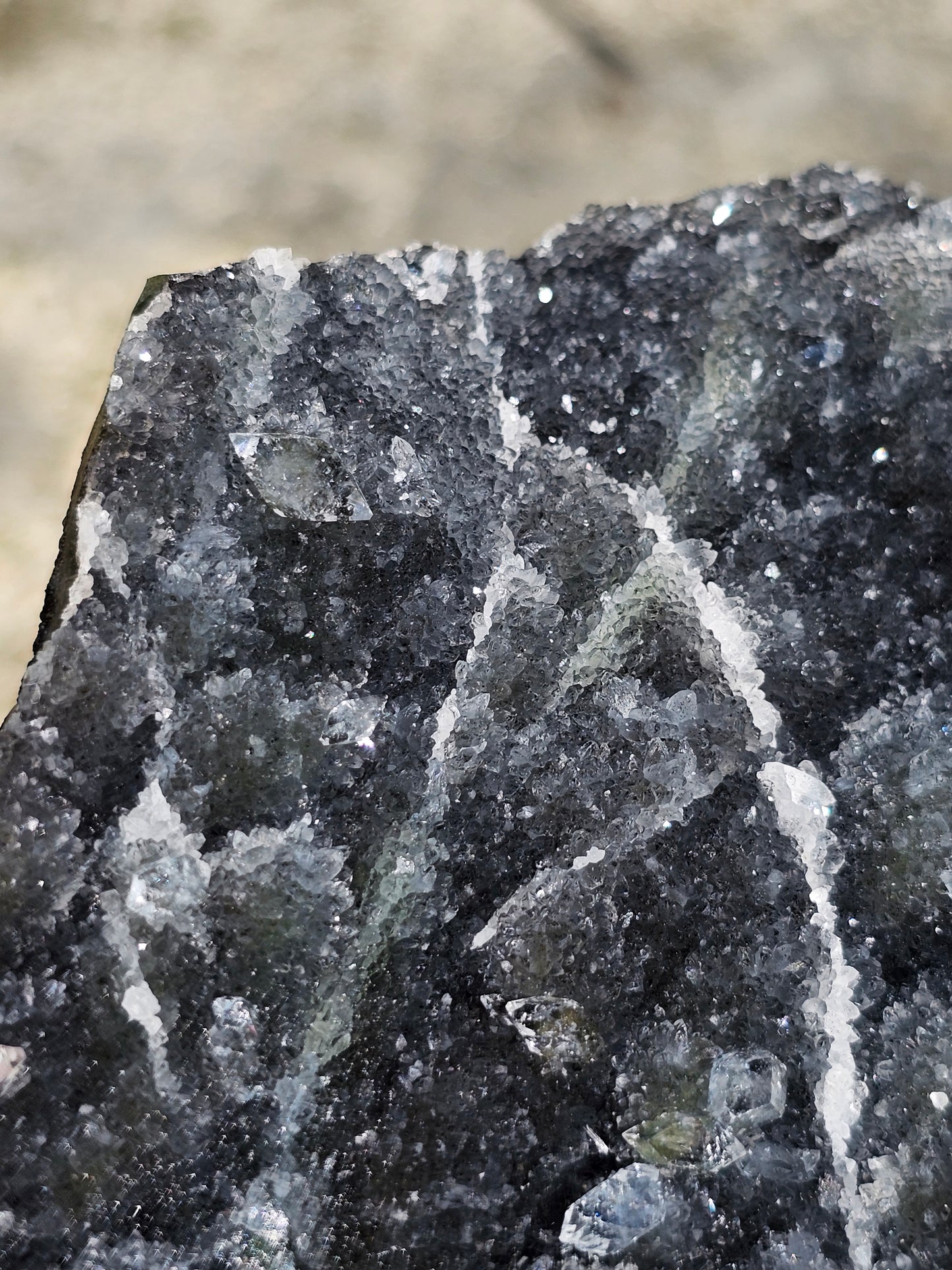 Calcédoine noire C
