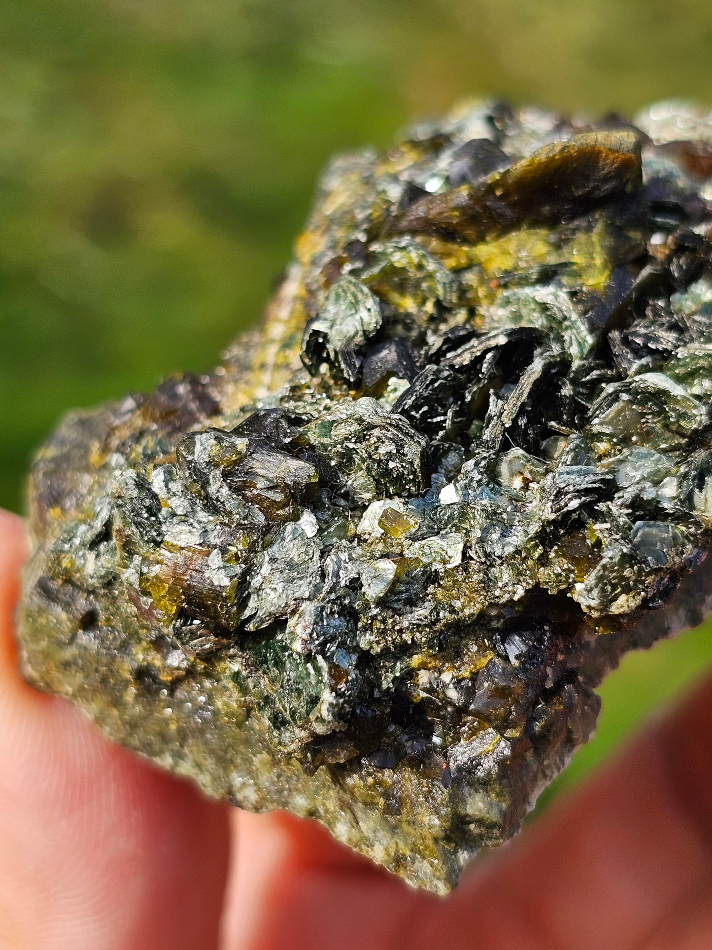 Epidote et chlinochlorite (séraphinite)