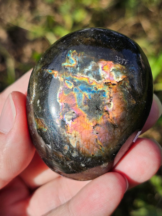 Galet Labradorite noire ( à choisir)
