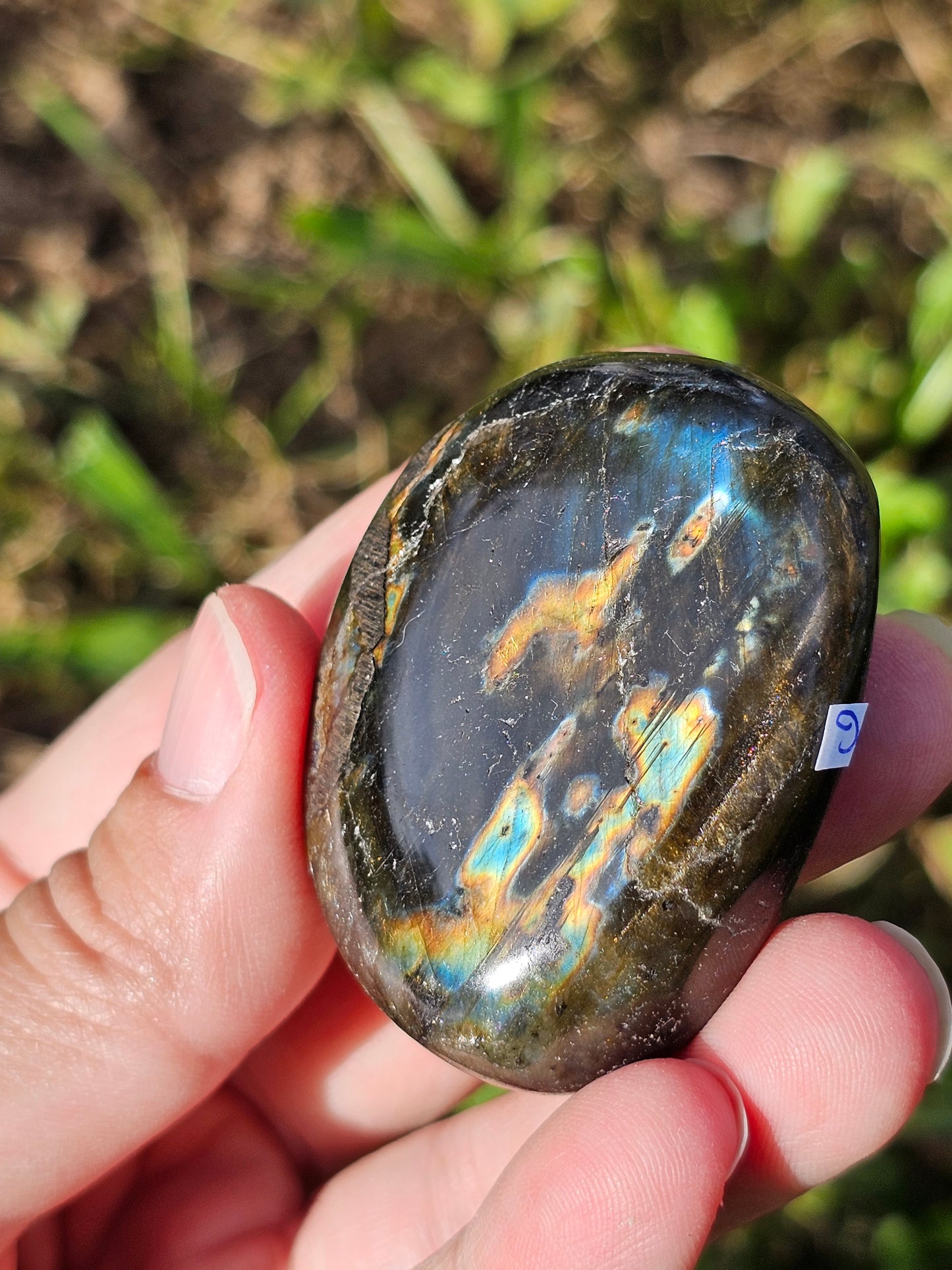 Galet Labradorite noire ( à choisir)