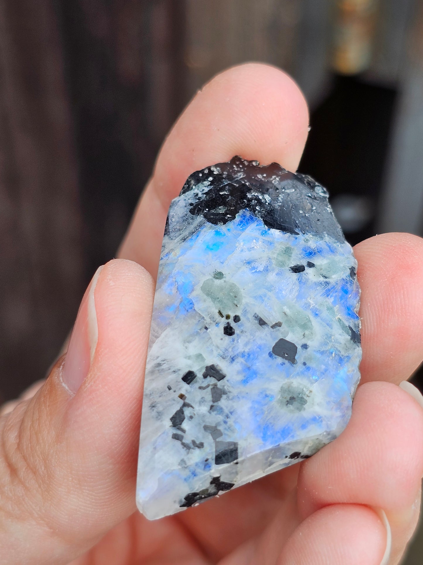 Petite tranche Labradorite blanche (à choisir)