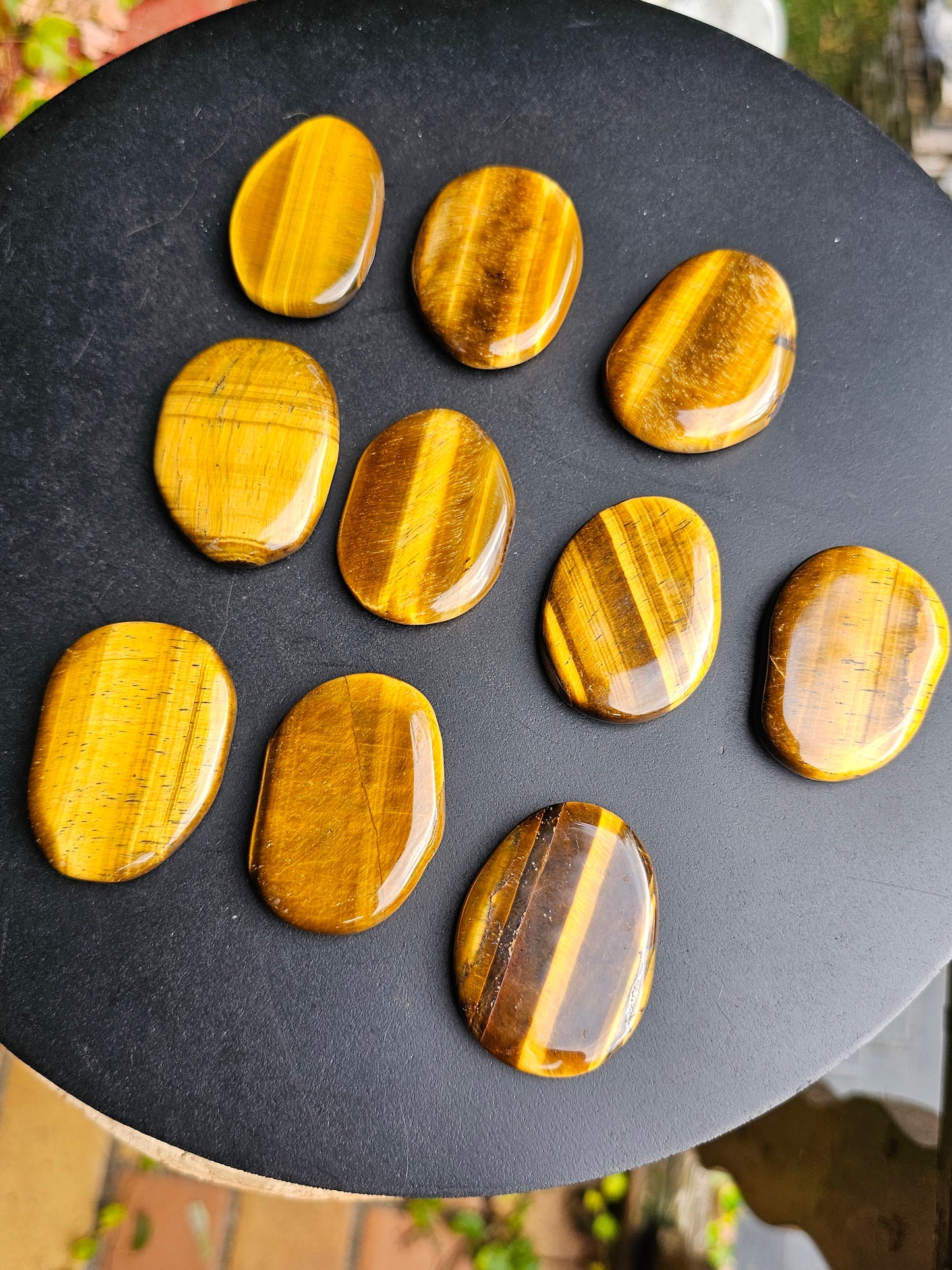 Galet plat Œil de tigre (à choisir)