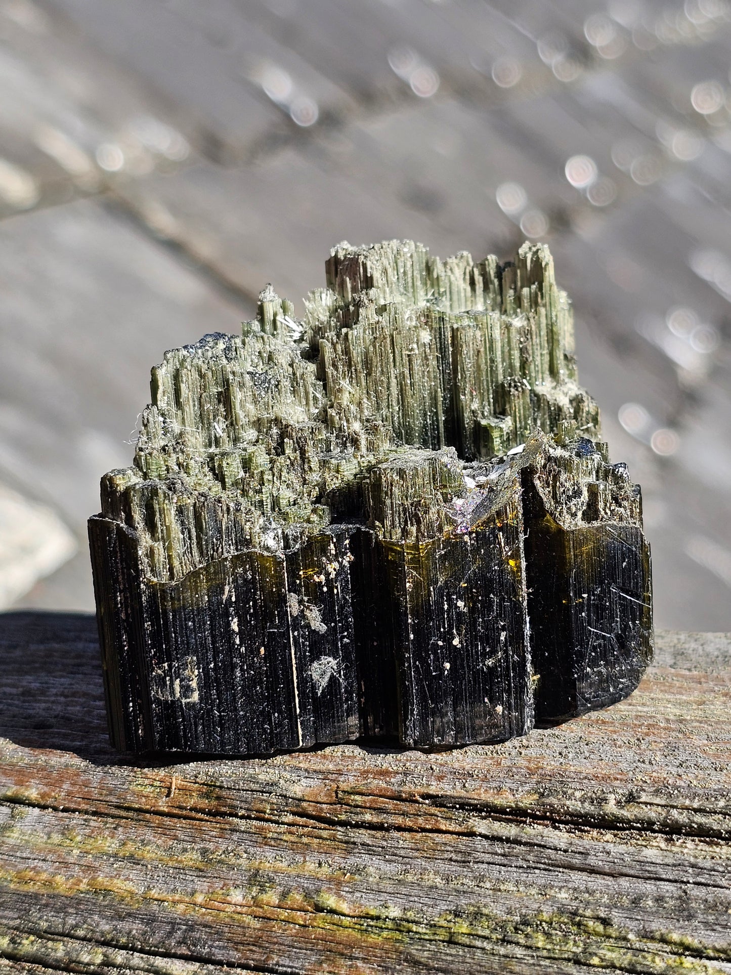 Grosse Tourmaline verte d'exception