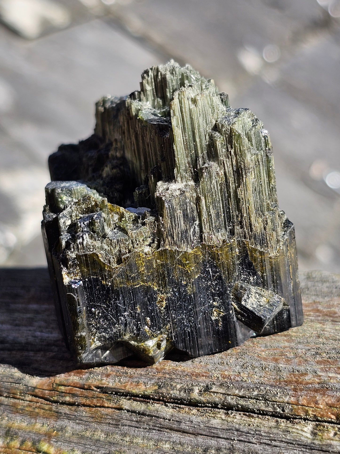 Grosse Tourmaline verte d'exception