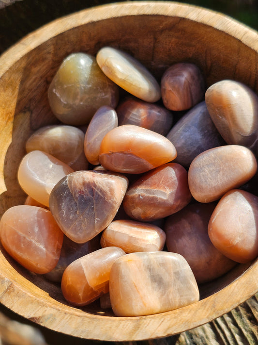 Pierre roulée Pierre de Lune multicolore