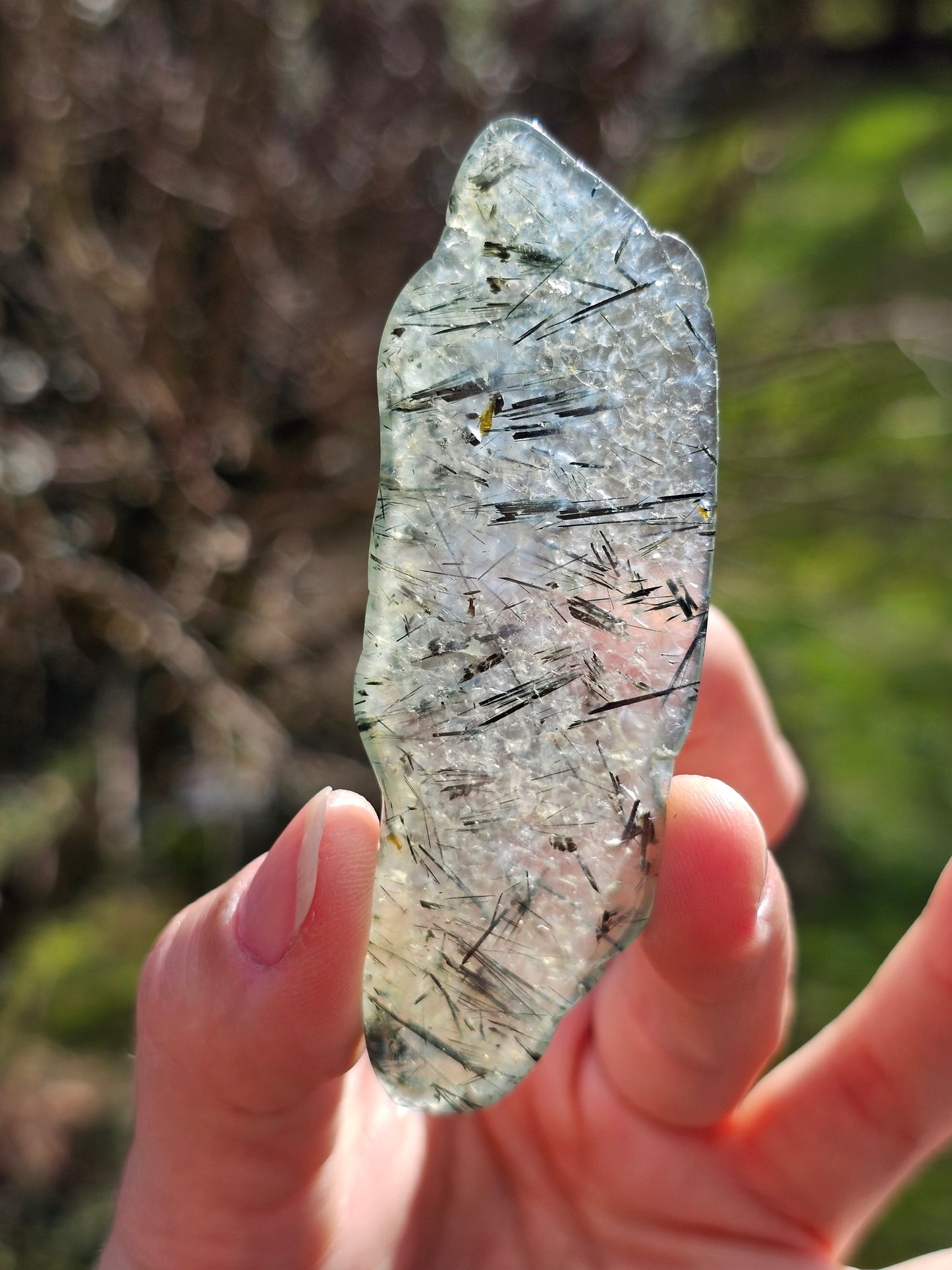 Tranche de Prehnite à inclusions d'Epidote D