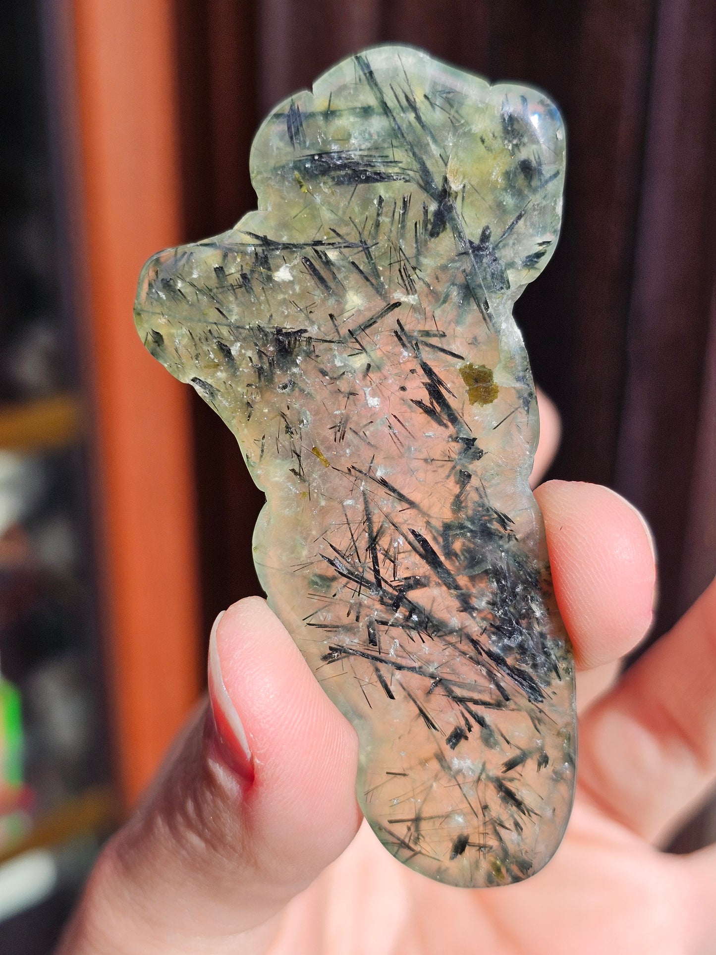 Tranche de Prehnite à inclusions d'Epidote F