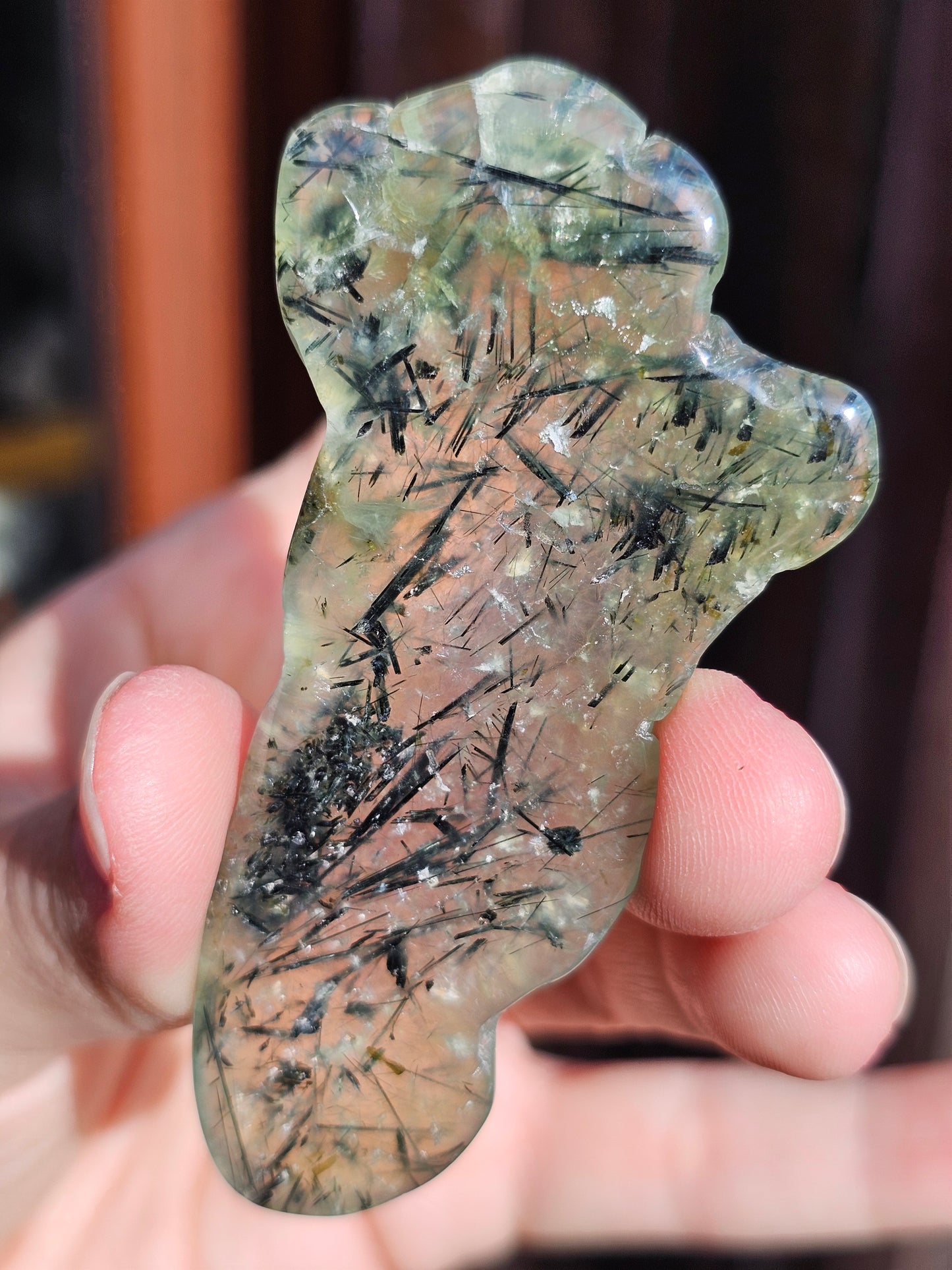Tranche de Prehnite à inclusions d'Epidote F