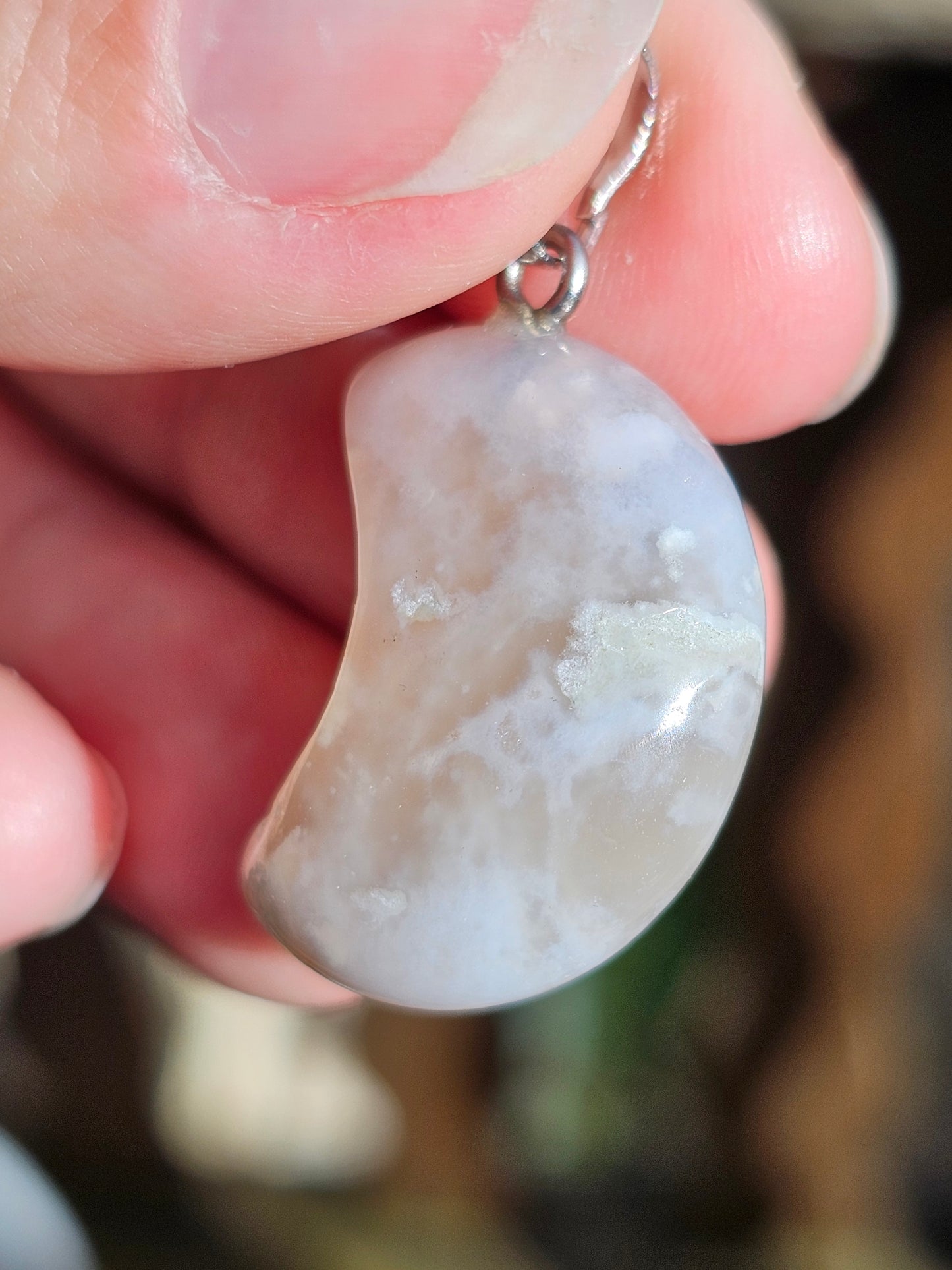 Pendentif Lune en Agate fleurs D