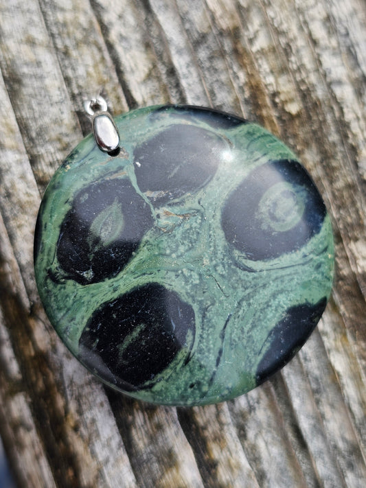 Pendentif en Jaspe Kambaba