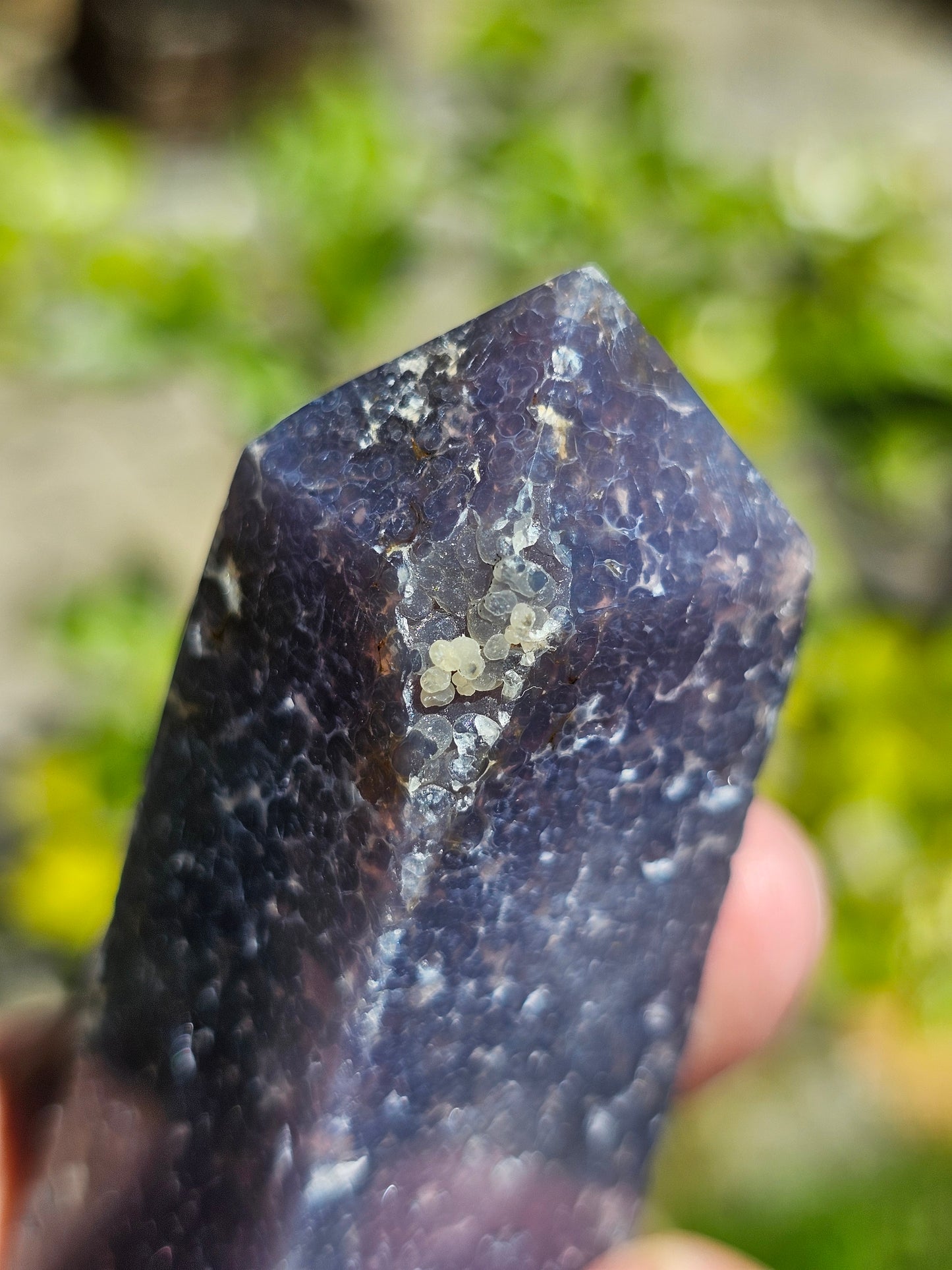 Pointe Agate grappe (calcédoine violette) AG6