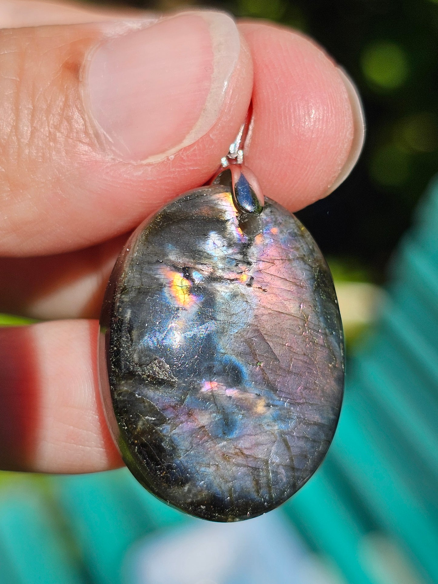 Pendentif en Spectrolite (Labradorite) L4