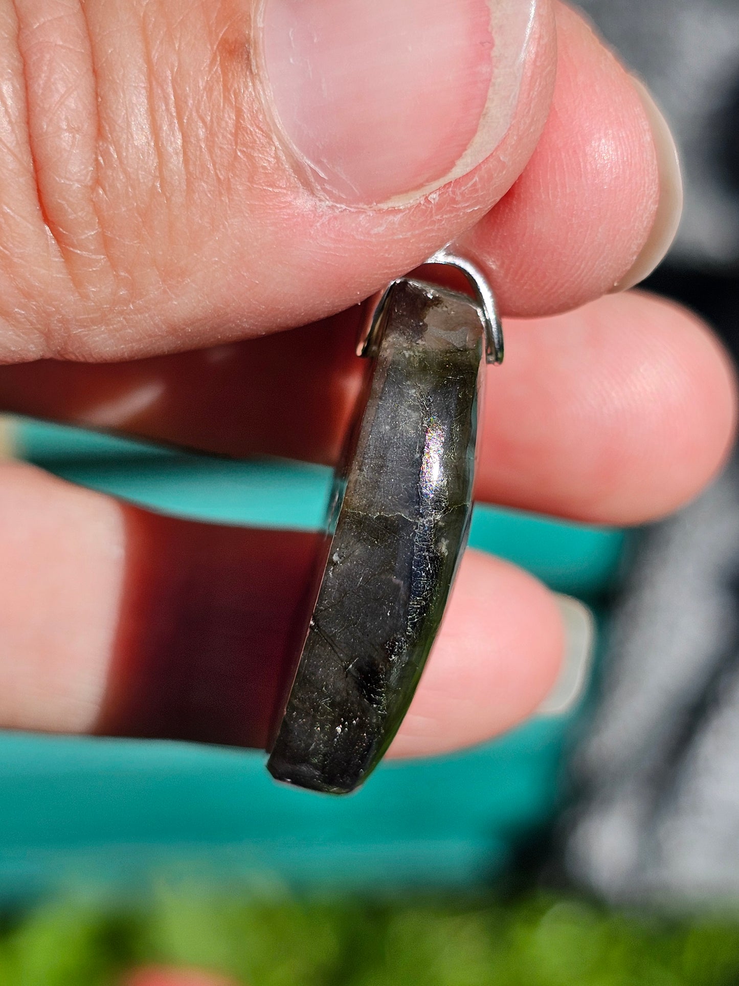 Pendentif en Spectrolite (Labradorite) L4