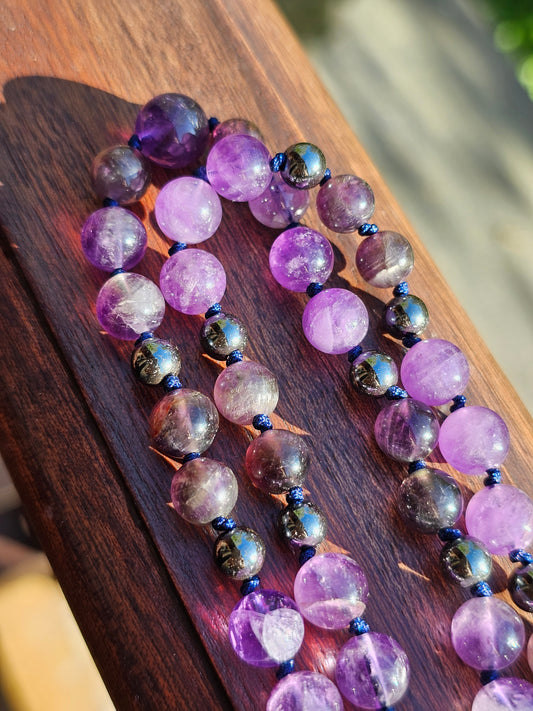 Collier Mala "prise de recul"