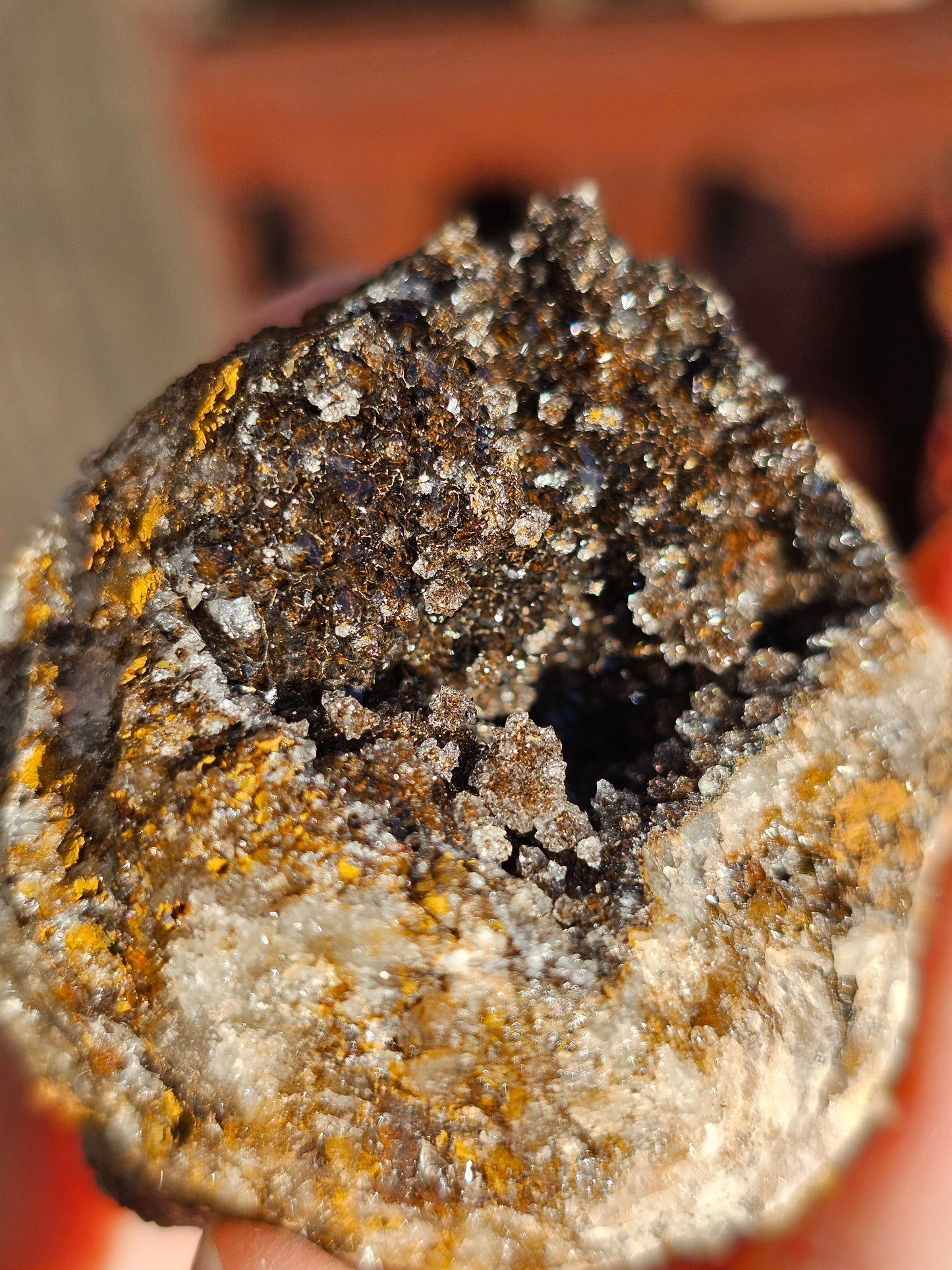 Quartz et Goethite sur Baryte B