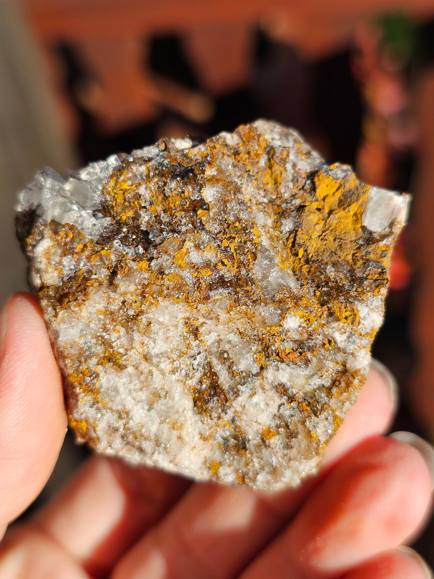 Quartz et Goethite sur Baryte B