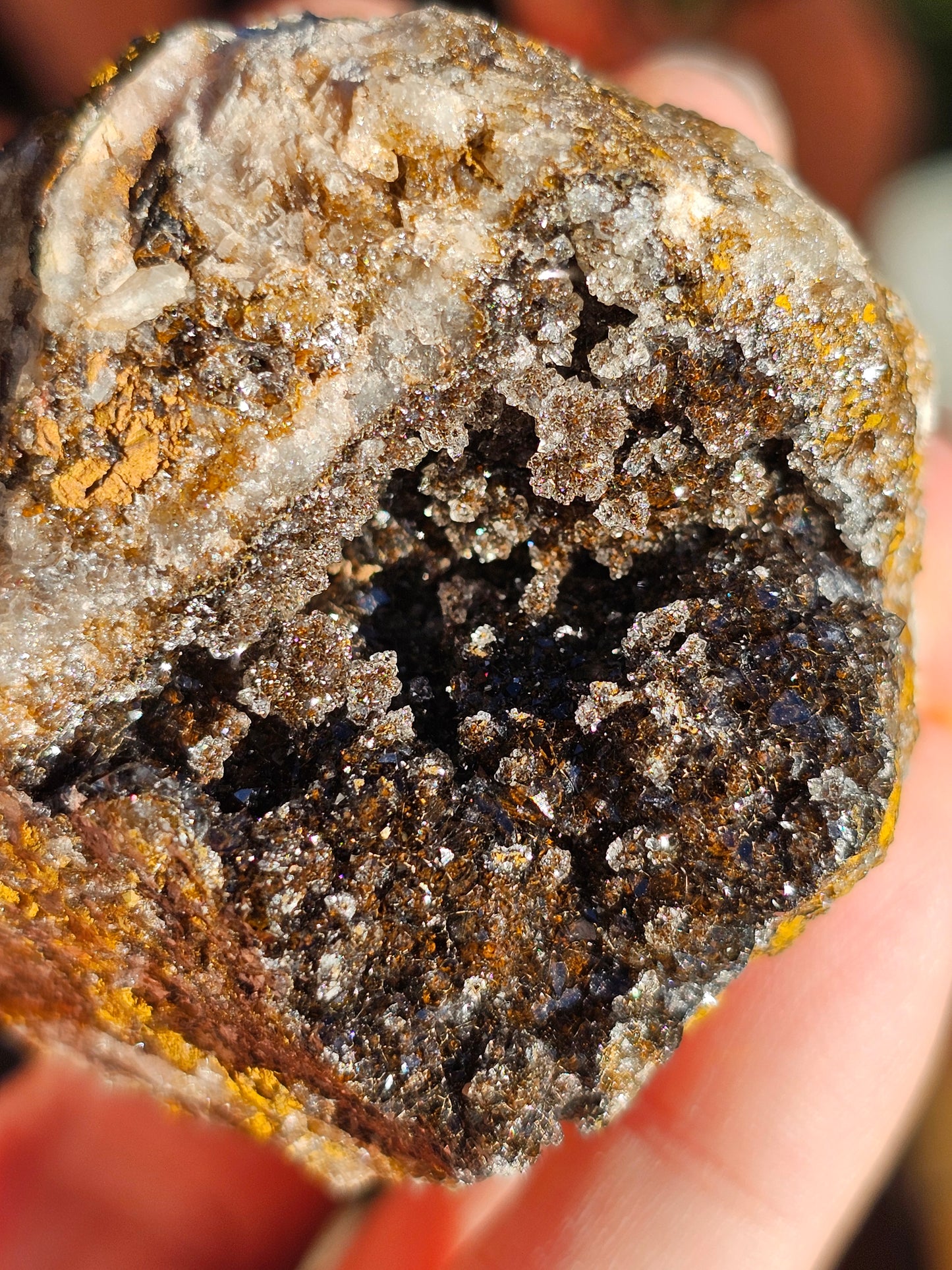 Quartz et Goethite sur Baryte B
