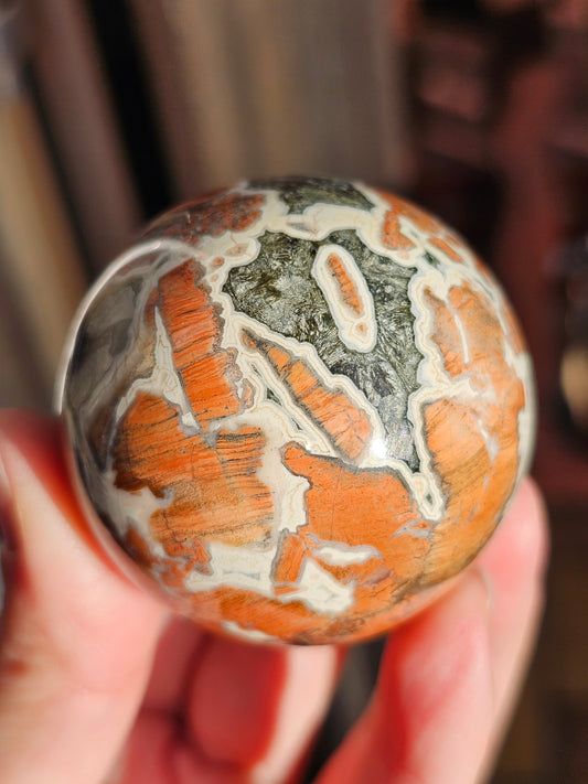 Sphère de Jaspe Breschia A