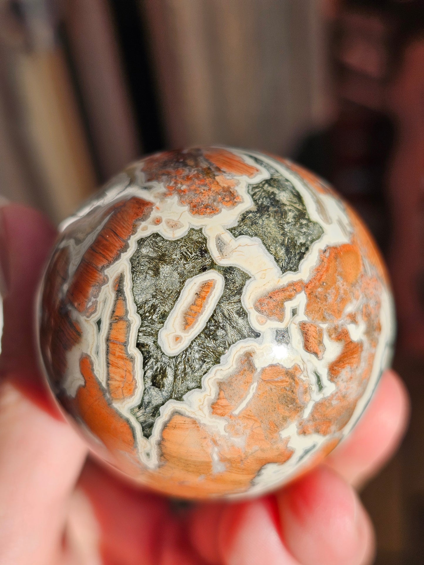 Sphère de Jaspe Breschia A