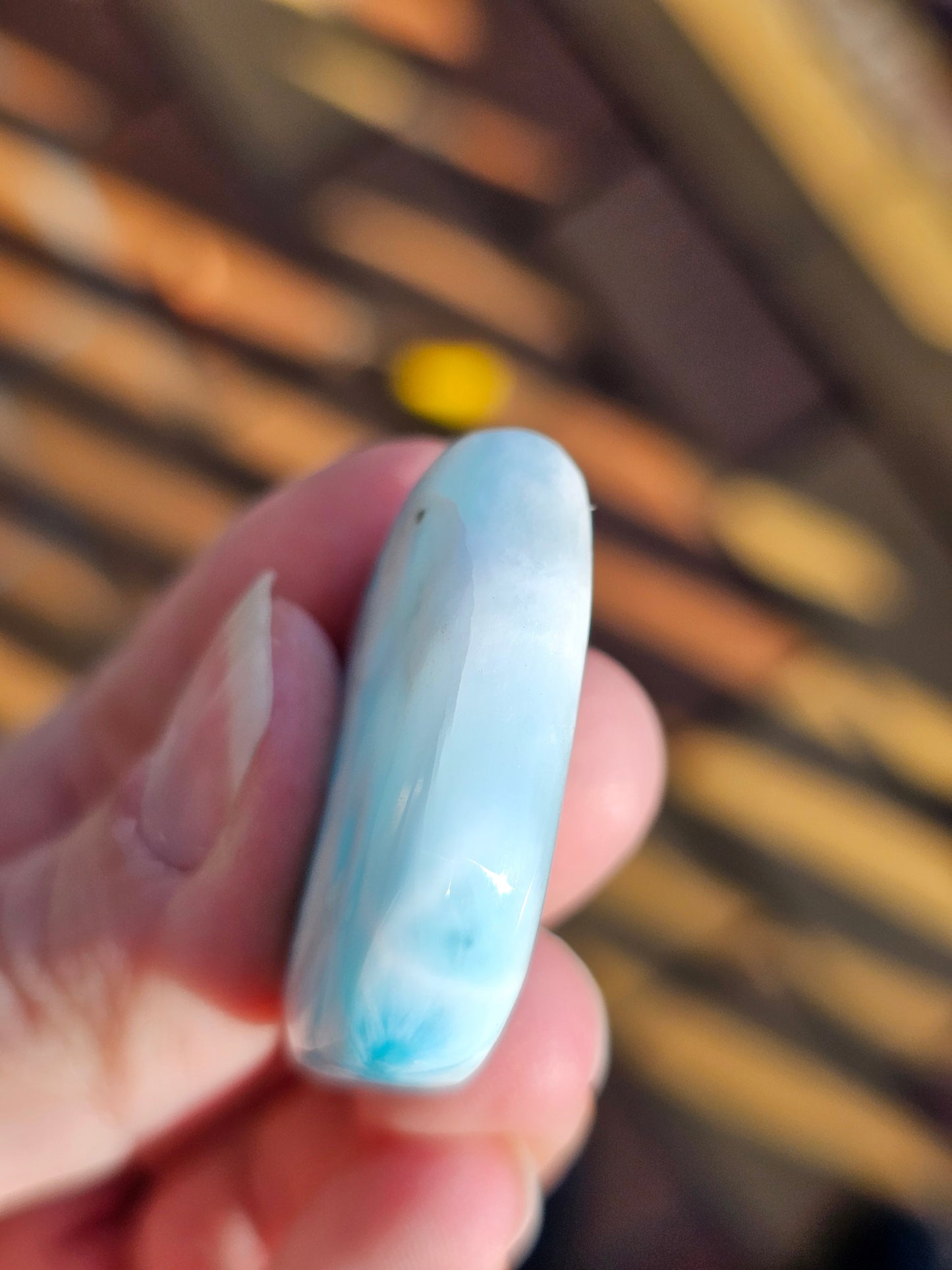 Petit galet de Larimar (Pectolite) A