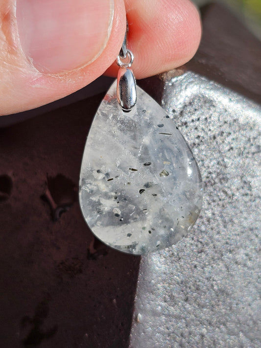 Pendentif en Quartz à Hématite QH3