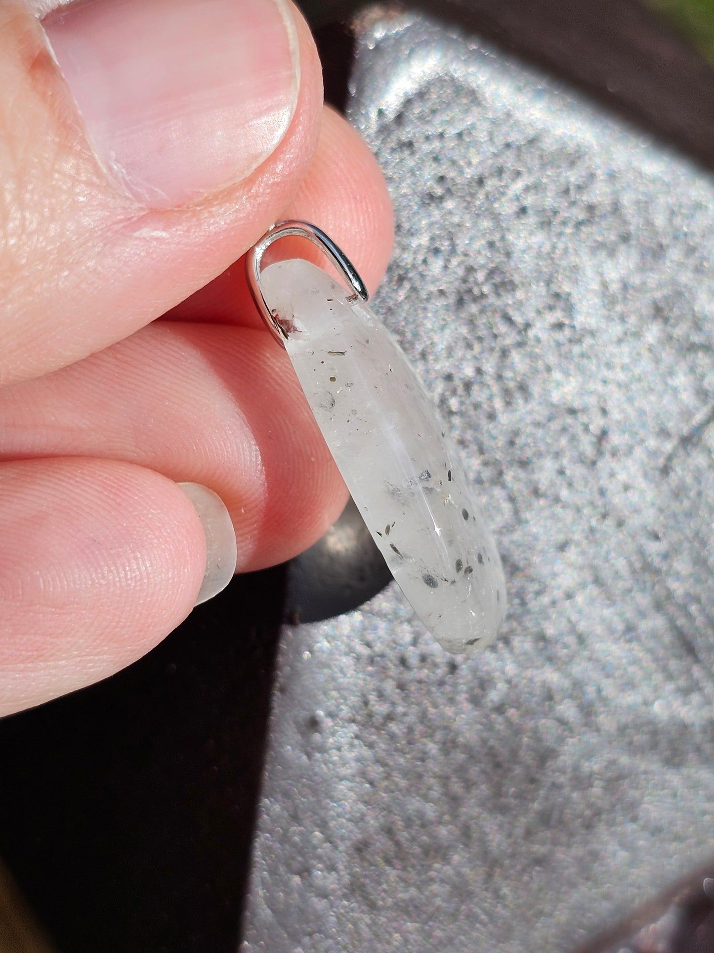 Pendentif en Quartz à Hématite QH3
