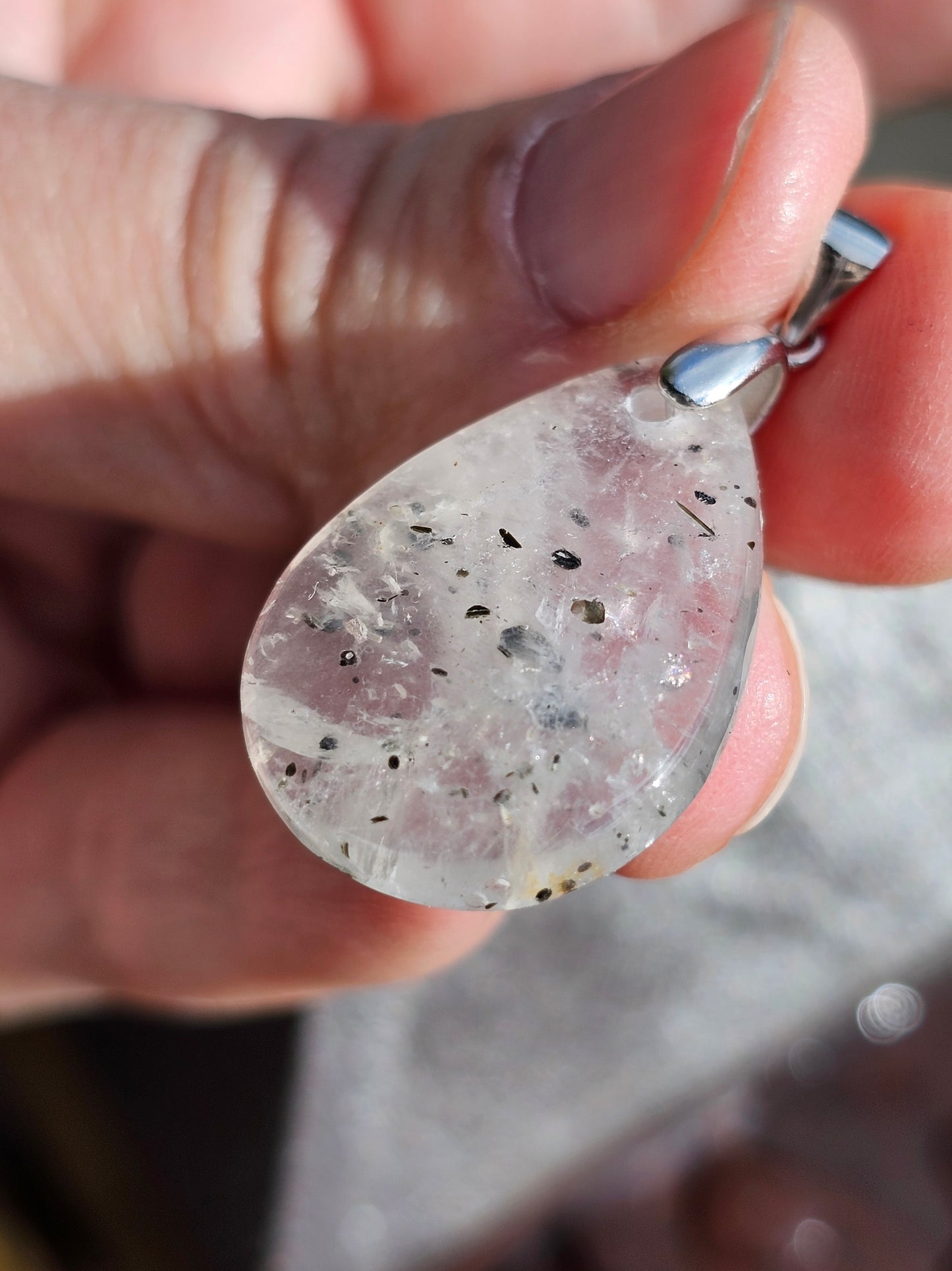 Pendentif en Quartz à Hématite QH3