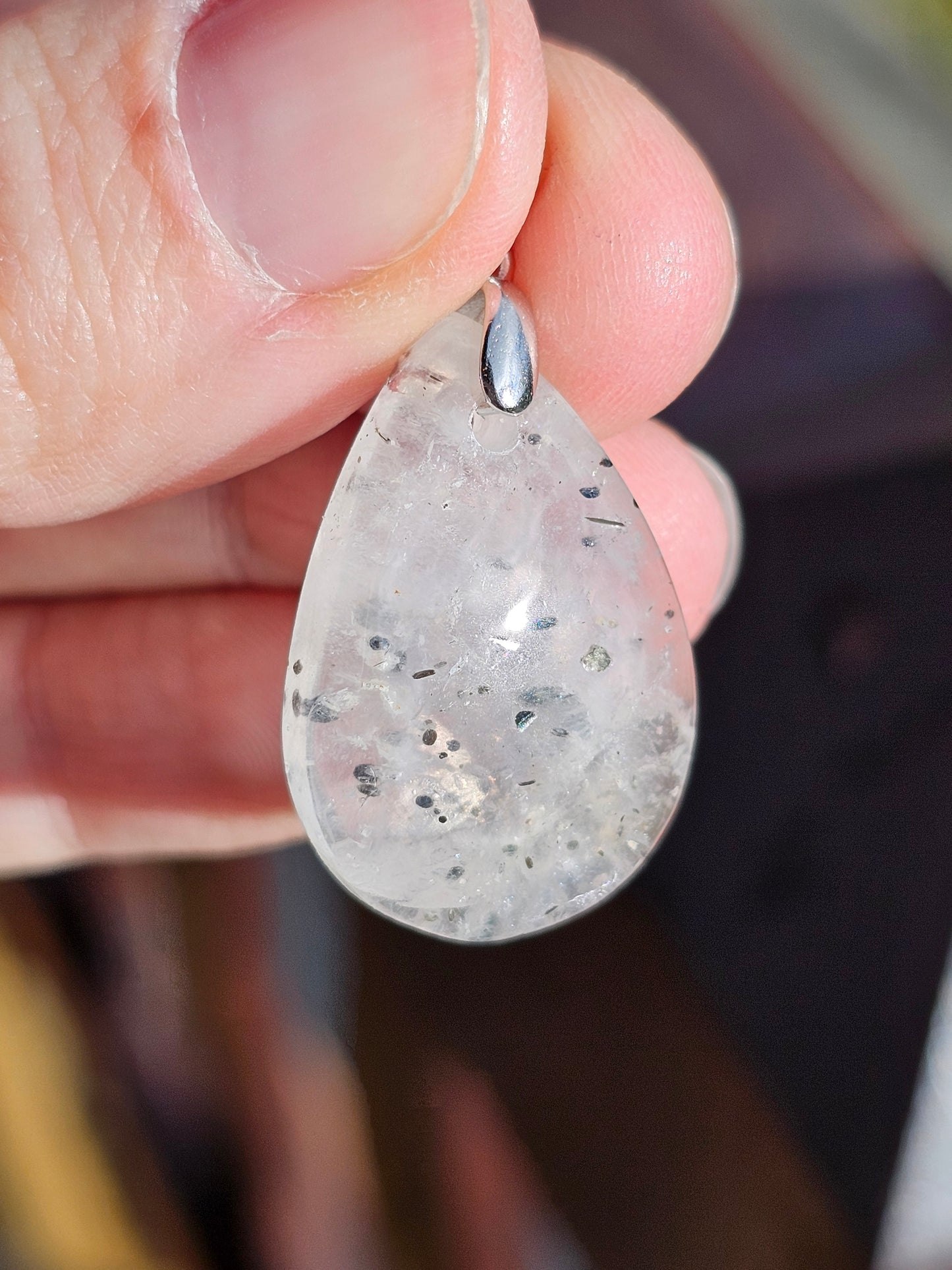 Pendentif en Quartz à Hématite QH3
