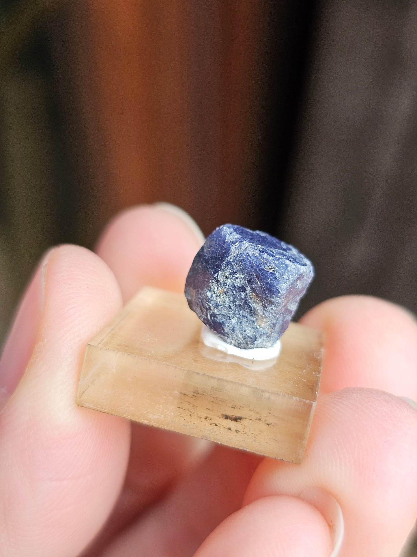Saphir bleu brut n°9