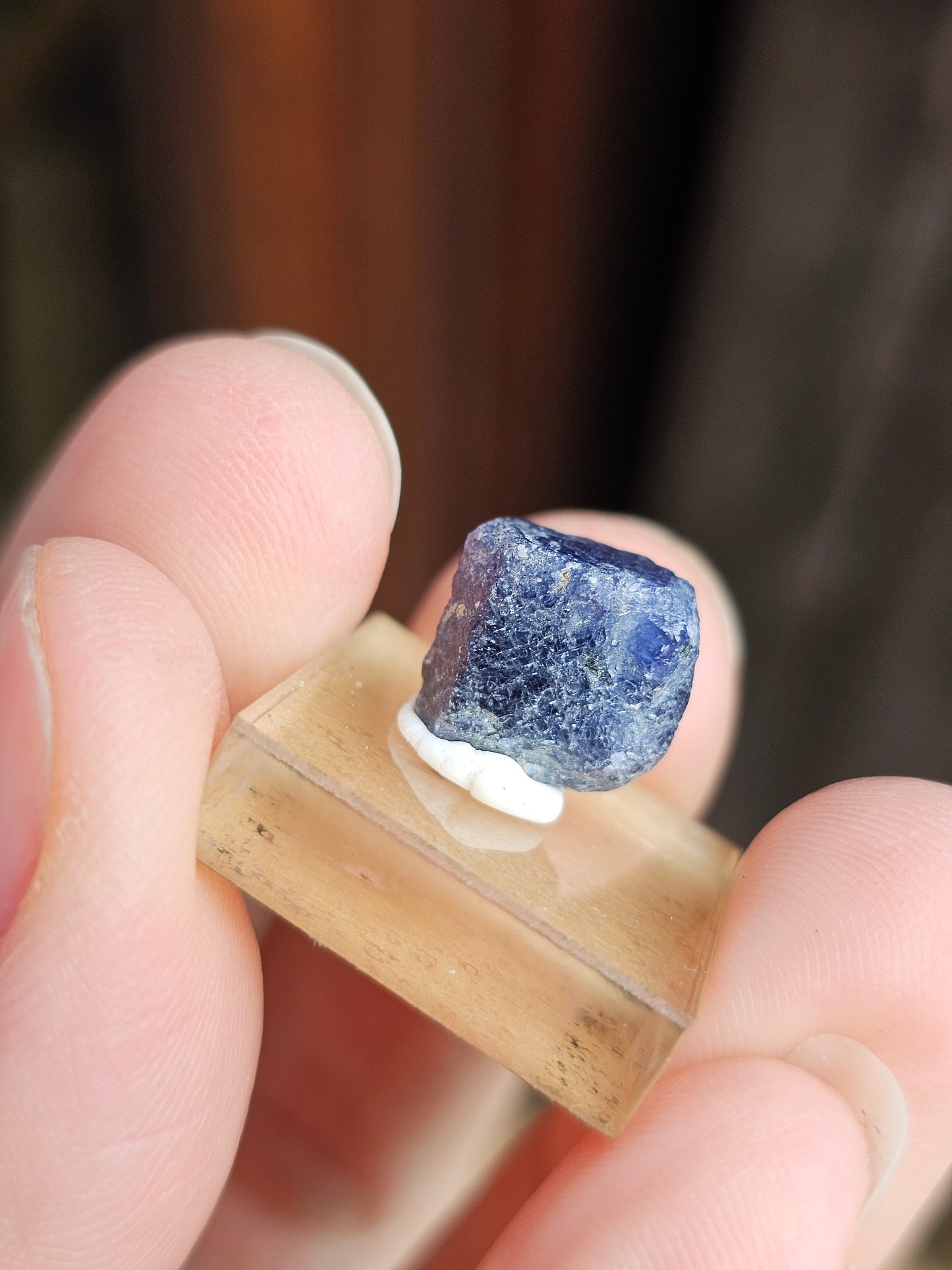 Saphir bleu brut n°9
