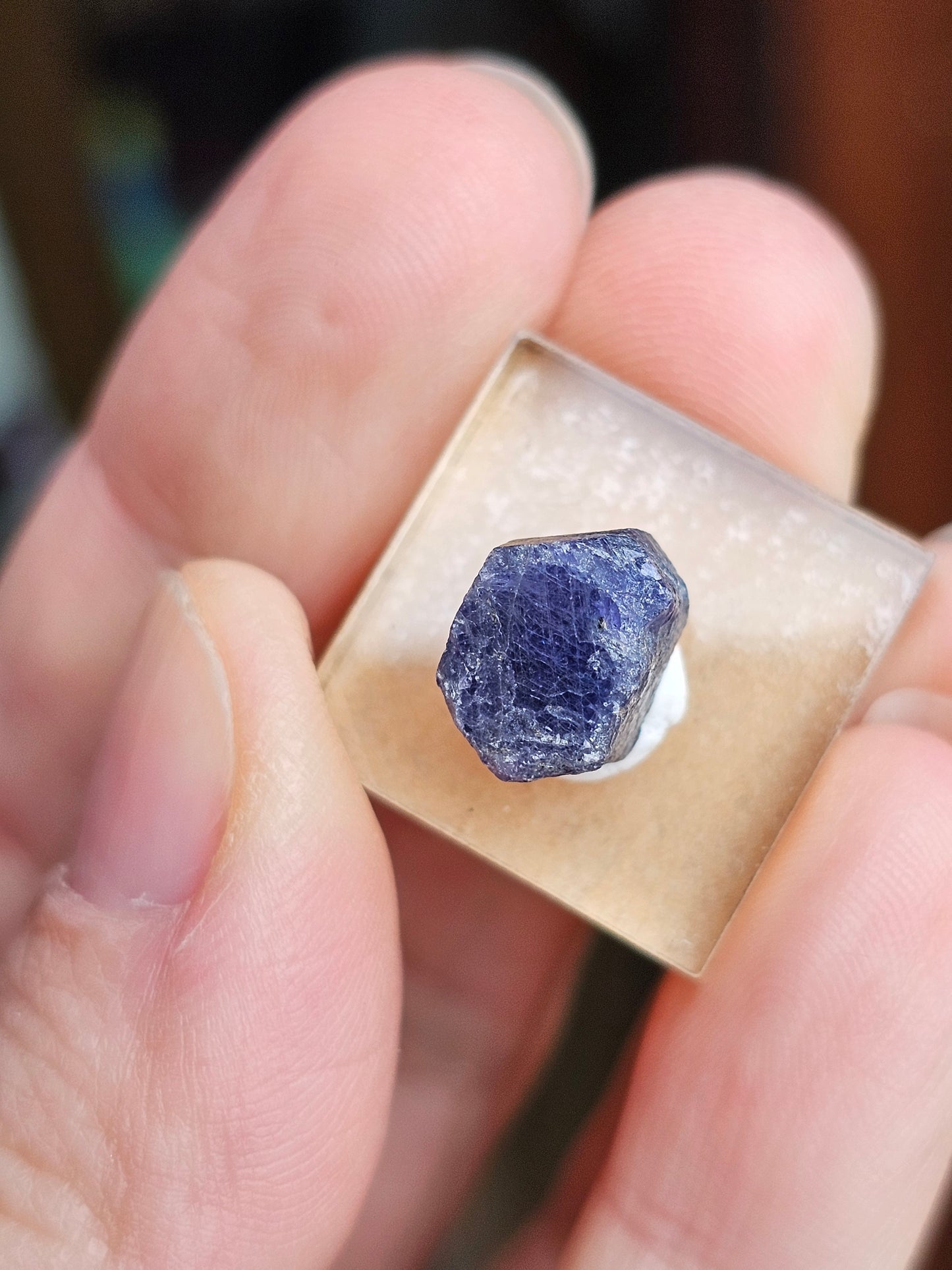 Saphir bleu brut n°9