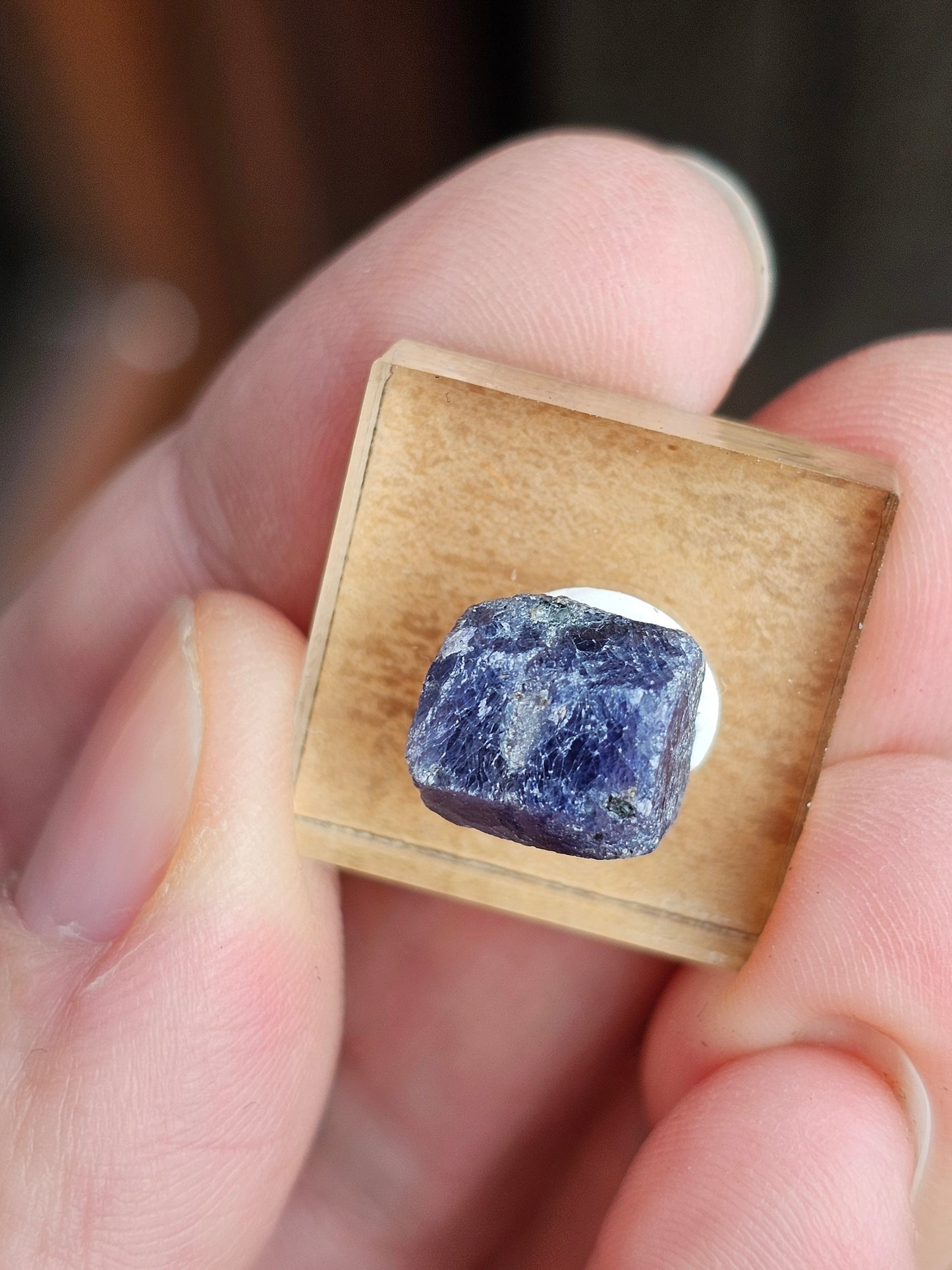 Saphir bleu brut n°16